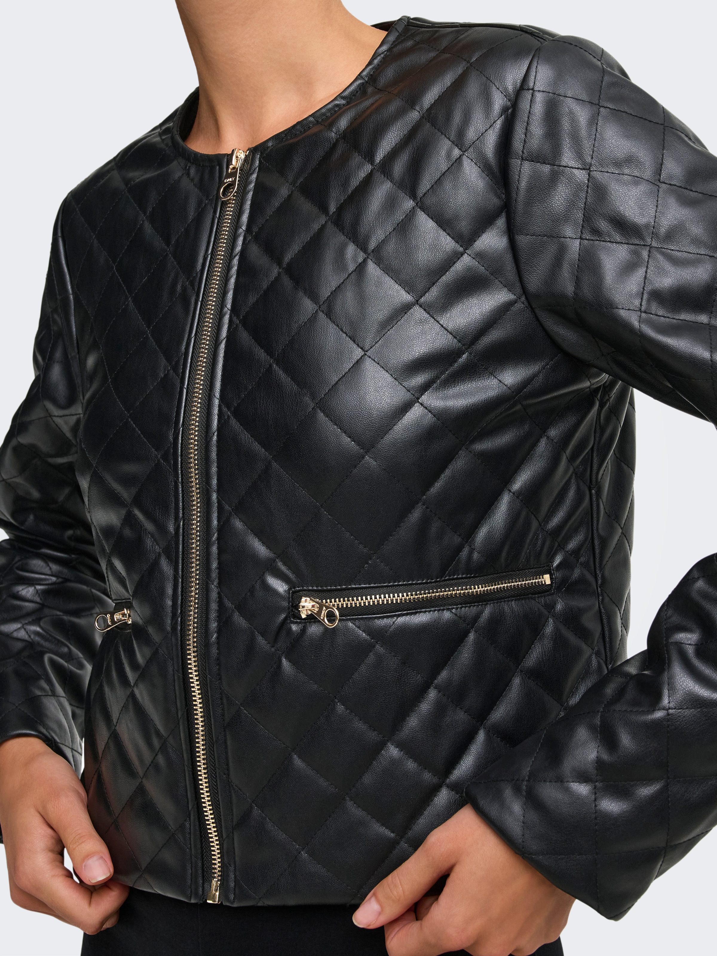 ONLY Lederimitatjacke »ONLJACKIE FAUX LEATHER JACKET CC OTW« Lederimitat, gesteppte Optik, Reißverschlusstaschen