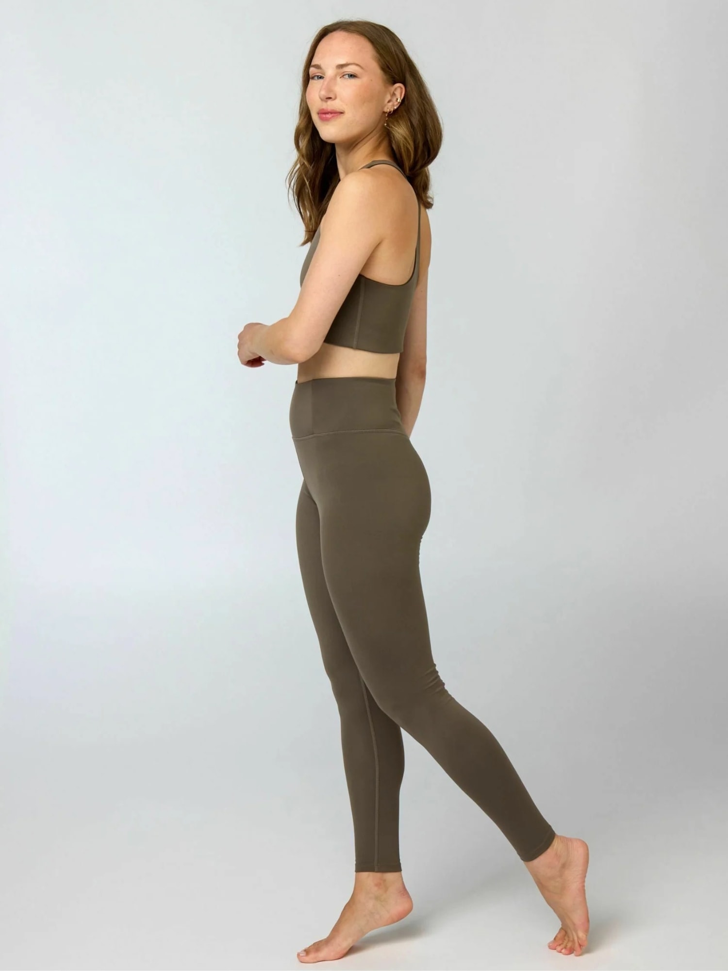 GIRLFRIEND COLLECTIVE Chinohose »Girlfriend Collective Trouser Float«