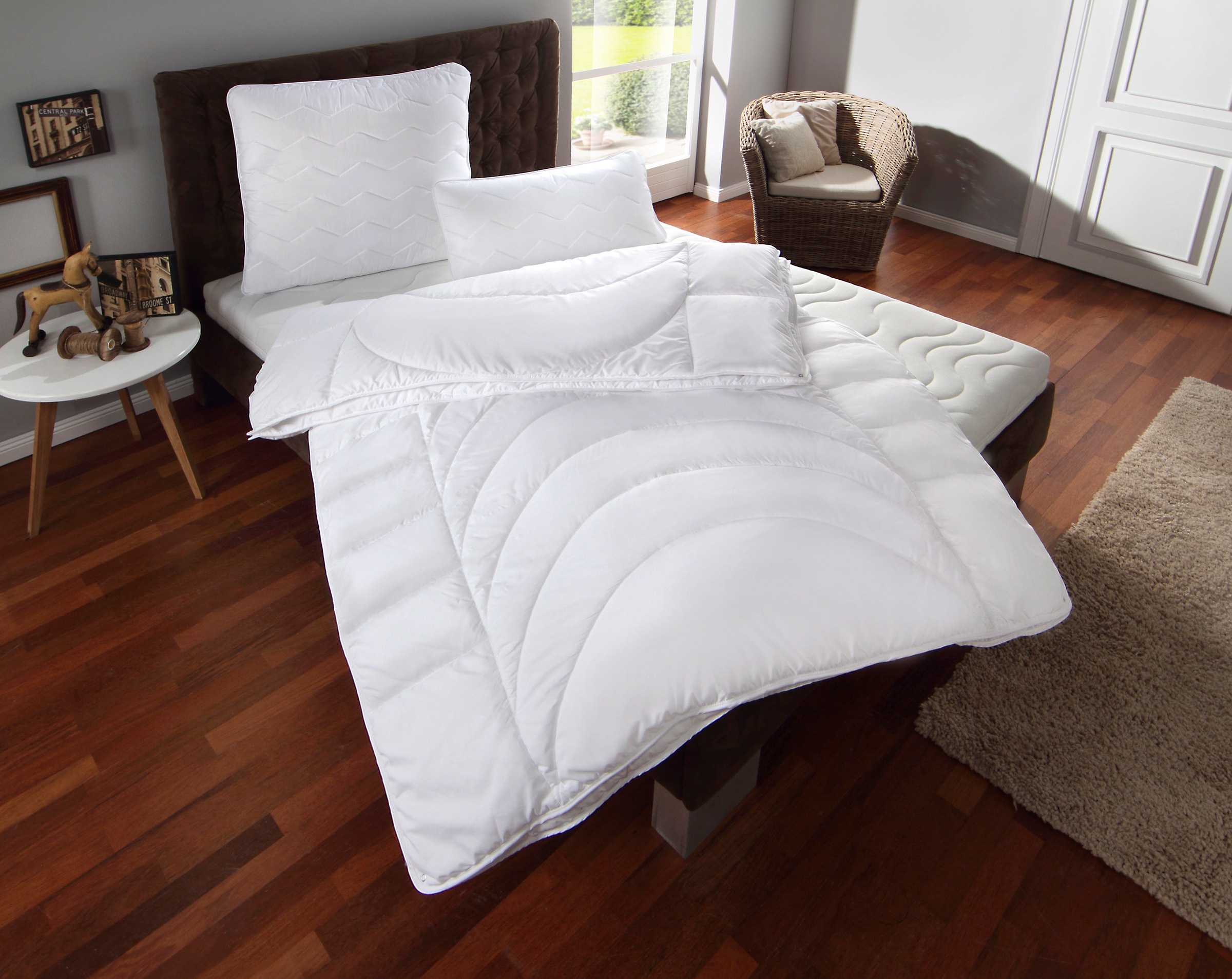 OTTO home »Mondschein, Bettdecke 135x200 cm, 155x220 cm, 200x200 cm« 4-Jahreszeiten Füllung Polyester 1 Stk. tlg. Bettdecken, Sommer, Winter; 