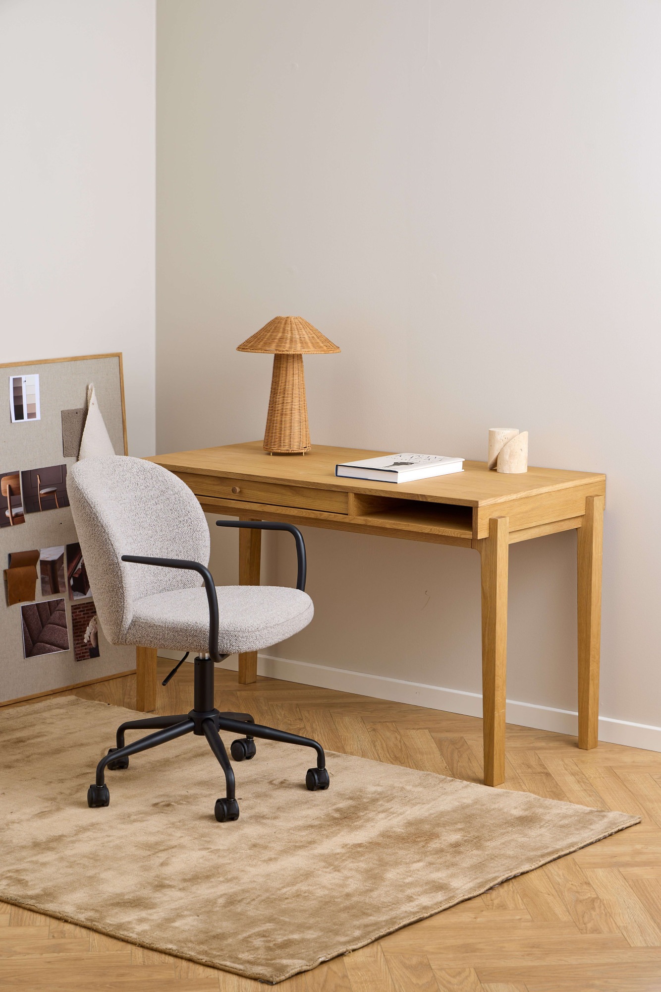 ACTONA GROUP Schreibtischstuhl »Patricia«, Schreibtischstuhl, beige 60, 5 Stern Gestell, mit drehfunktion
