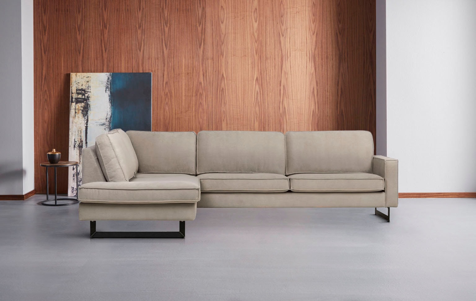 Places of Style Ecksofa »Pinto, 290 cm, Cord, Chenille, Lederoptik, Ottomane links / rechts«, mit Keder, schwarze Metallfüße, Wellenunterfederung