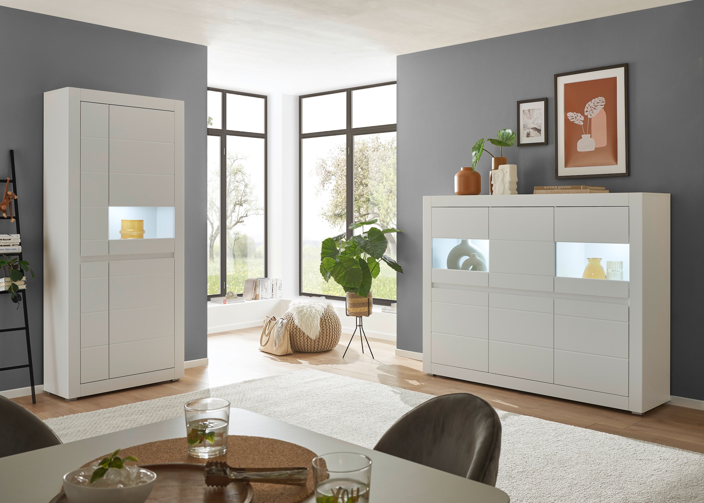 INOSIGN Highboard »Chester, moderne Kommode, Schrank mit Stauraum, Sideboard in Weiß Matt«, (1 St.), austauschbare Blende in Griffleiste, zeitloses Design, 165 cm breit