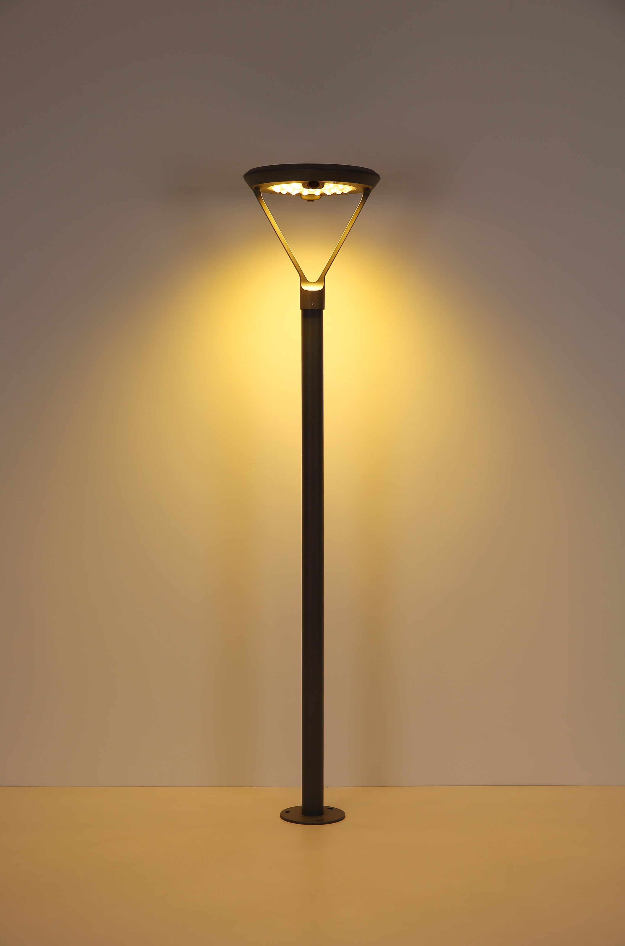 GLOBO LIGHTING LED Solarleuchte »SOLARLEUCHTE ALUMINIUM DRUCKGUSS GRAU, 1XLED« LED-Modul 1 Stk. Warmweiß Solar Garten Terrasse Außenbeleuchtung Dekoleuchten