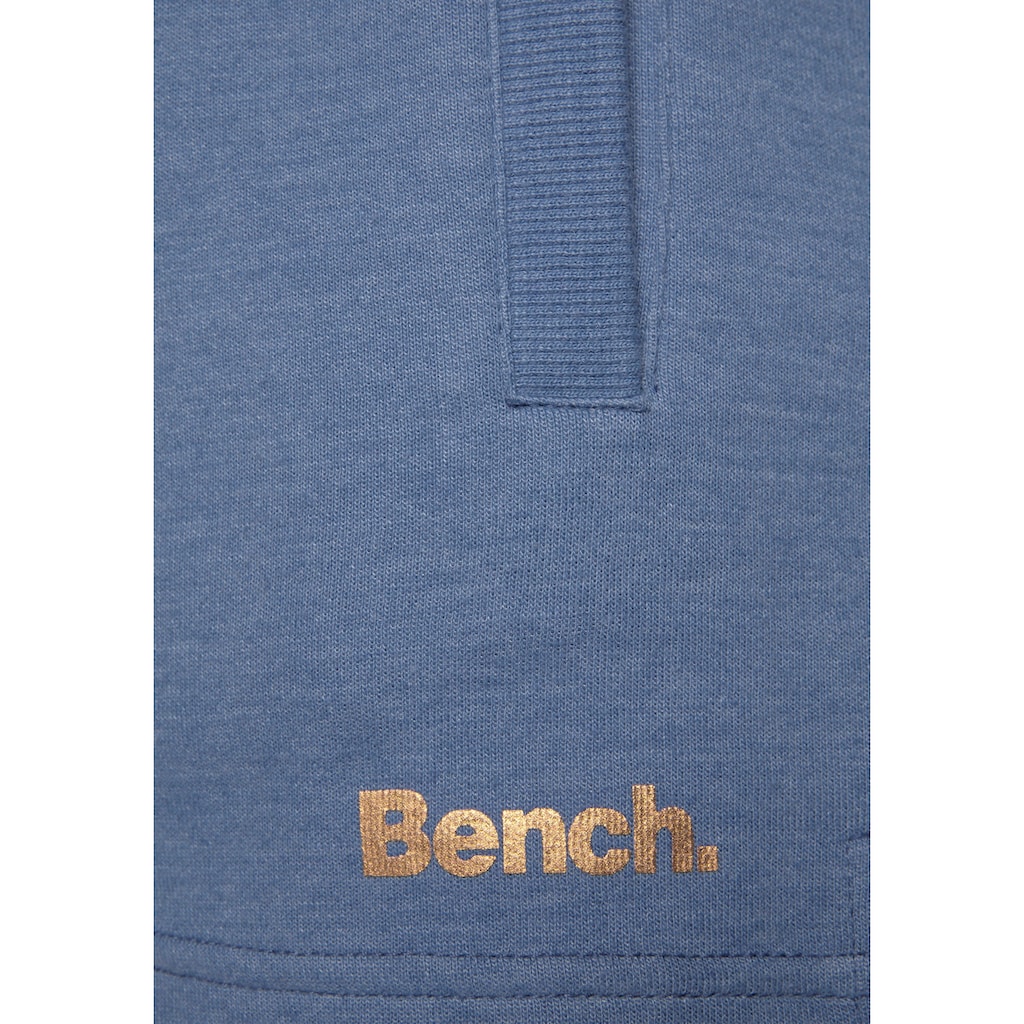 Bench. Loungewear Relaxshorts »-Kurze Sweathose«