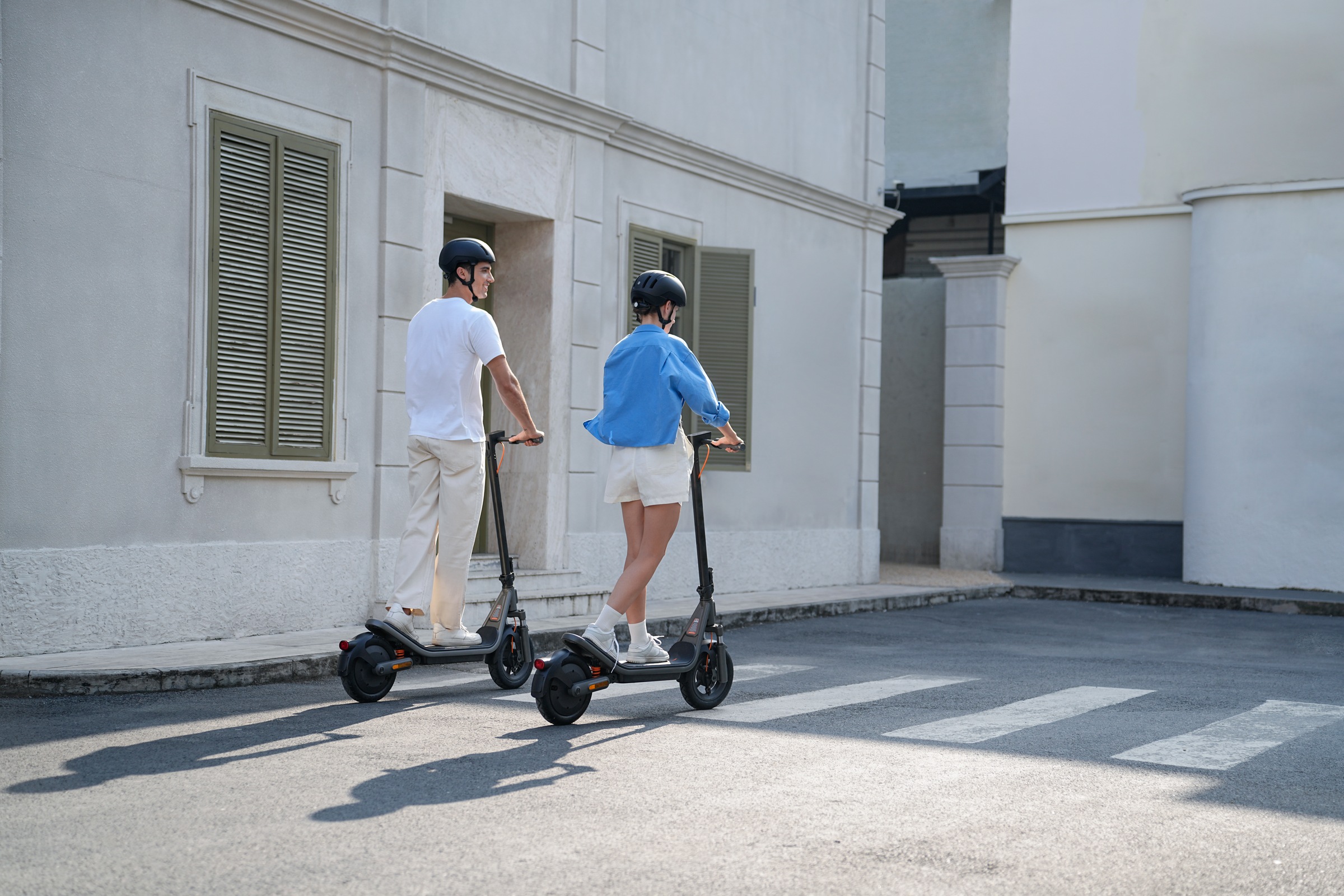 Xiaomi E-Scooter »Electric Scooter 6 DE« 20 km/h 45 km Smart Battery Management System (BMS), App‑Anbindung