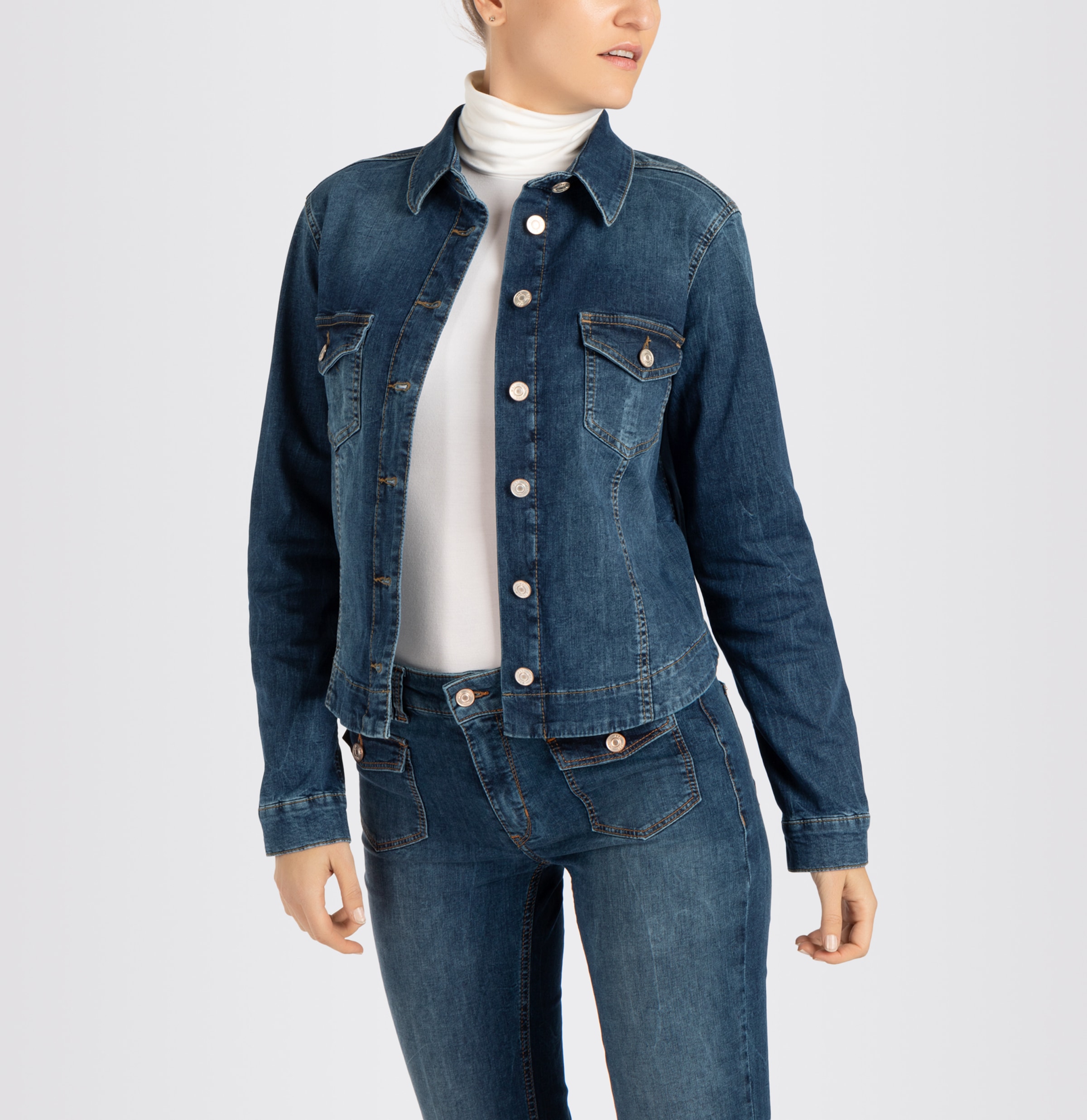 MAC Jeansjacke »RICH JACKET«, aus leichter, sommerlicher Denim-Qualität mit hohem Baumwoll-Anteil