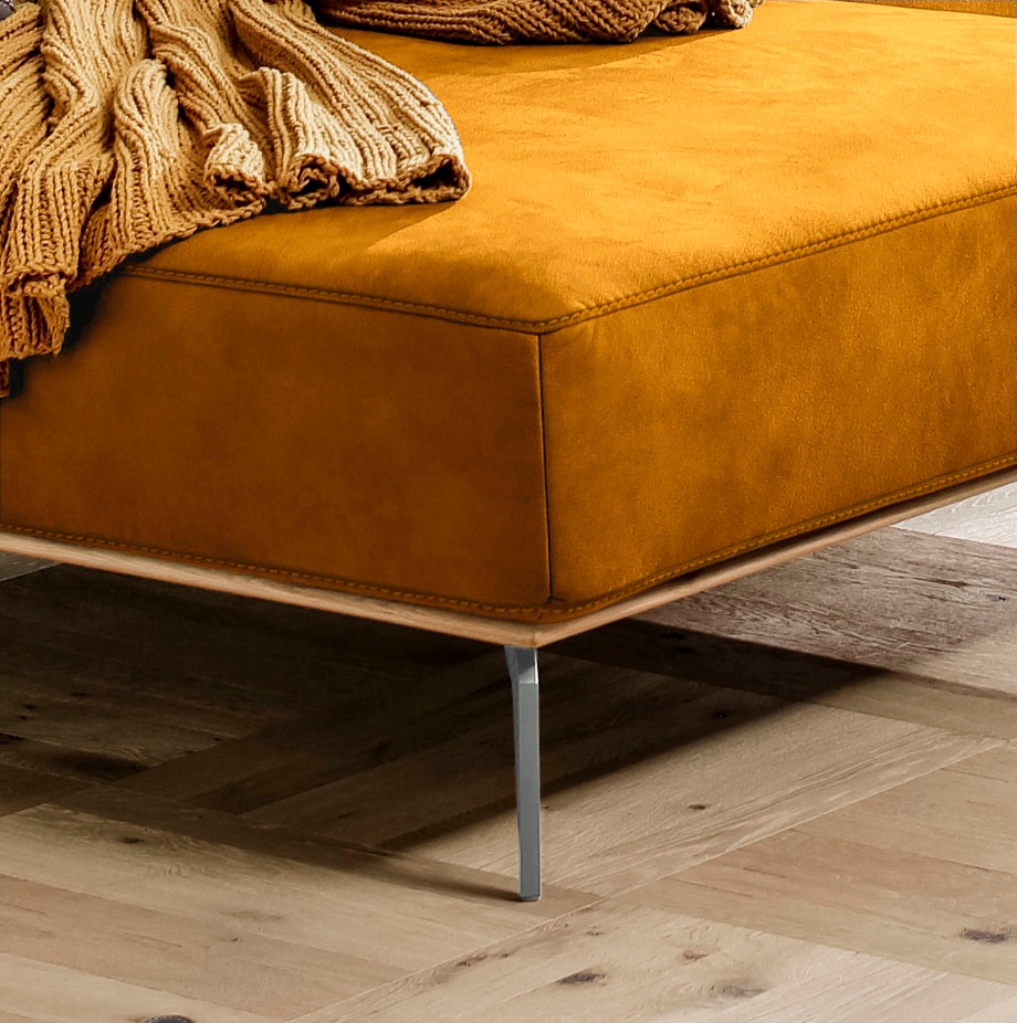 W.SCHILLIG Ecksofa »run, Designsofa mit tollem Sitzkomfort, bequem, L-Form«, mit elegantem Holzsockel, Füße in Silber matt, Breite 279 cm