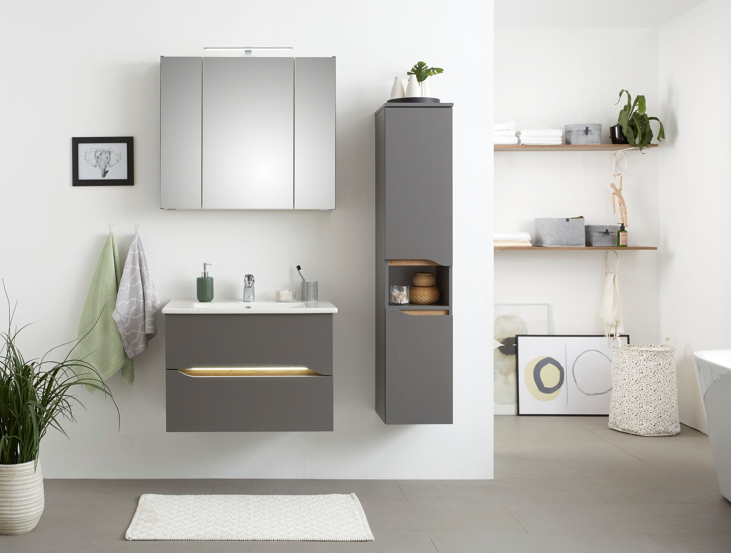 Saphir Badmöbel-Set »Quickset 3-teilig, Keramik-Waschtisch und LED-Spiegelschrank«, (5 St.), mit Midischrank, 2 Türen, 1 Nische, 2 Schubladen, inkl. Türdämpfer