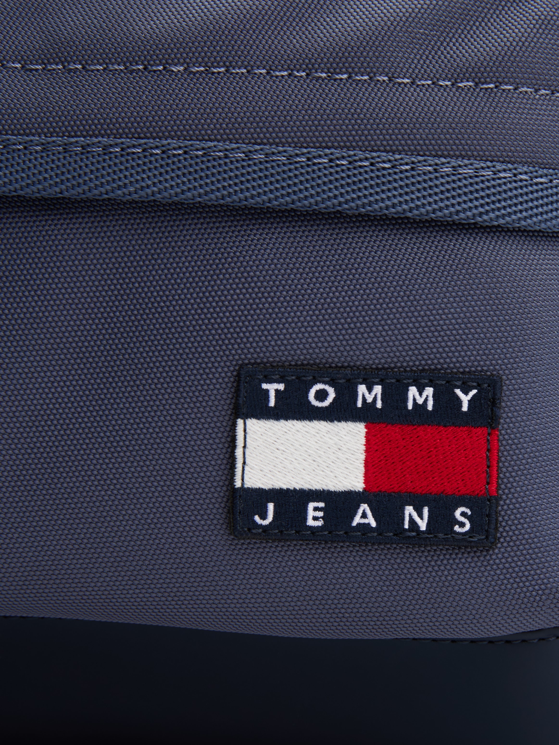 Tommy Jeans Bauchtasche »TJM ESS DAILY BUMBAG«, Men Crossbody, Minibag mit zwei Reißverschlusstaschen