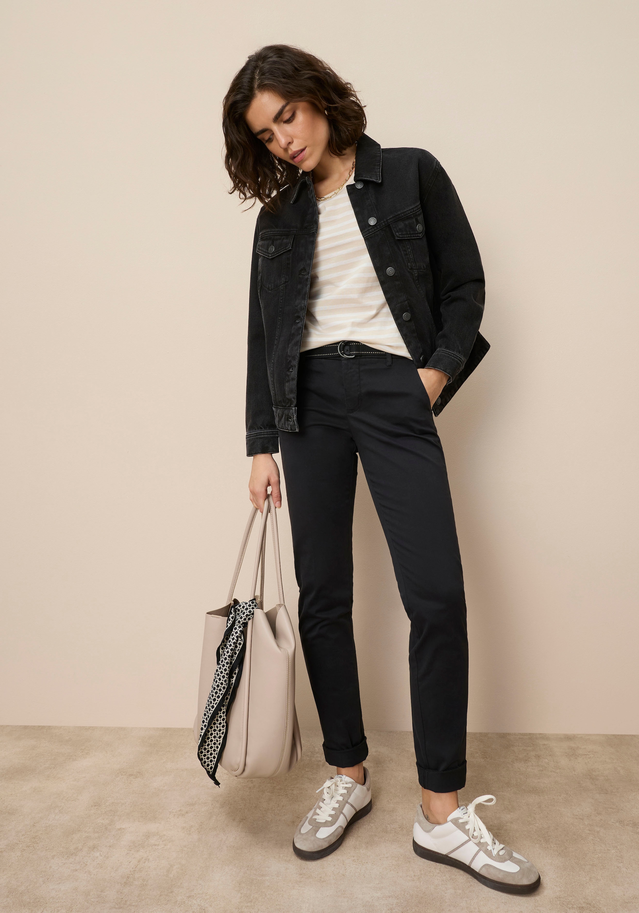 Boysen's T-Shirt 4er-Pack,  figurumspielende Passform, Rundhalsausschnitt