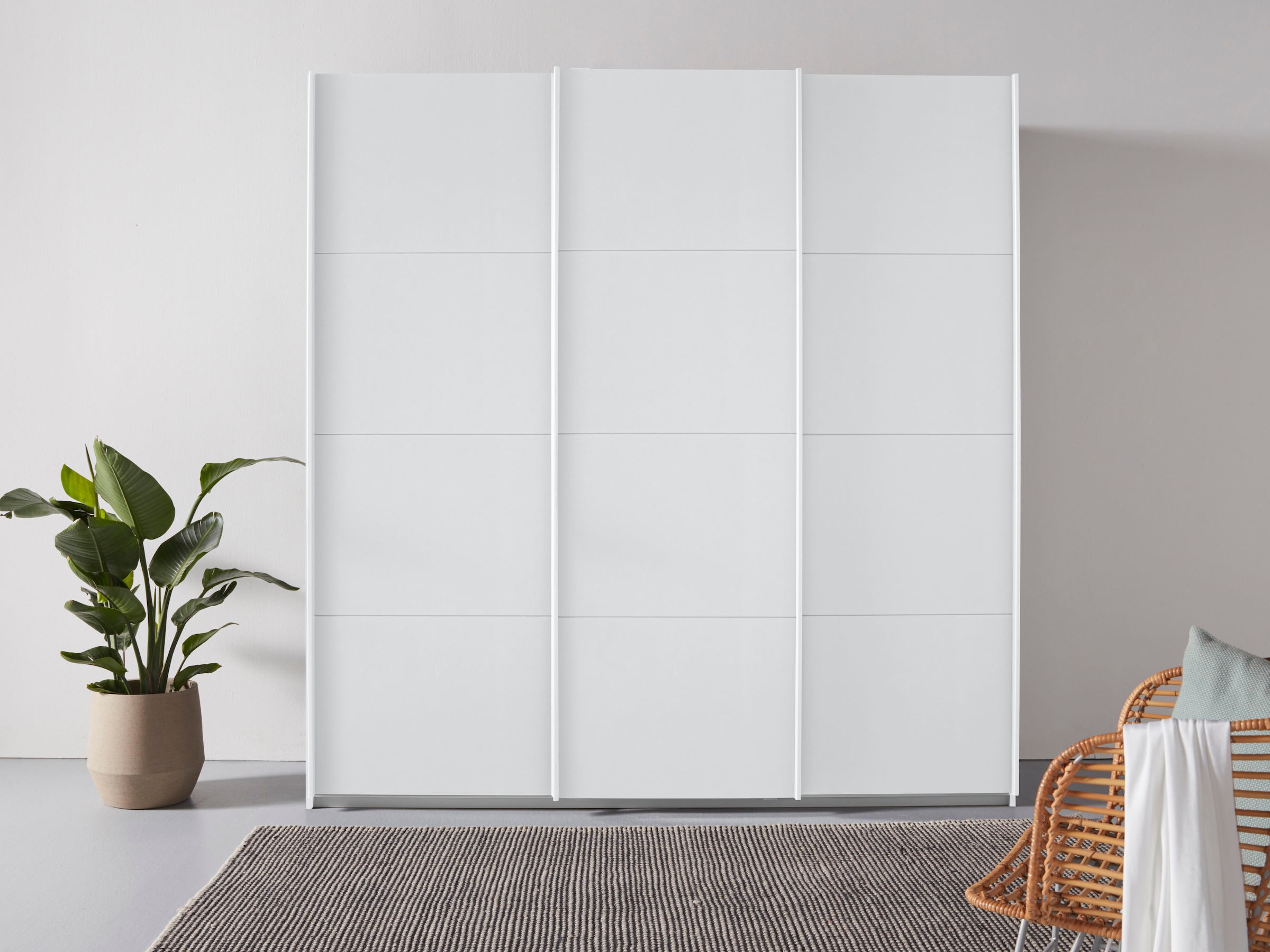 rauch Schwebetürenschrank »Kleiderschrank Schrank Garderobe TOPSELLER OTELI inkl. Inneneinteilung«, mit 3 Innenschubladen sowie zusätzlichen Einlegeböden MADE IN GERMANY