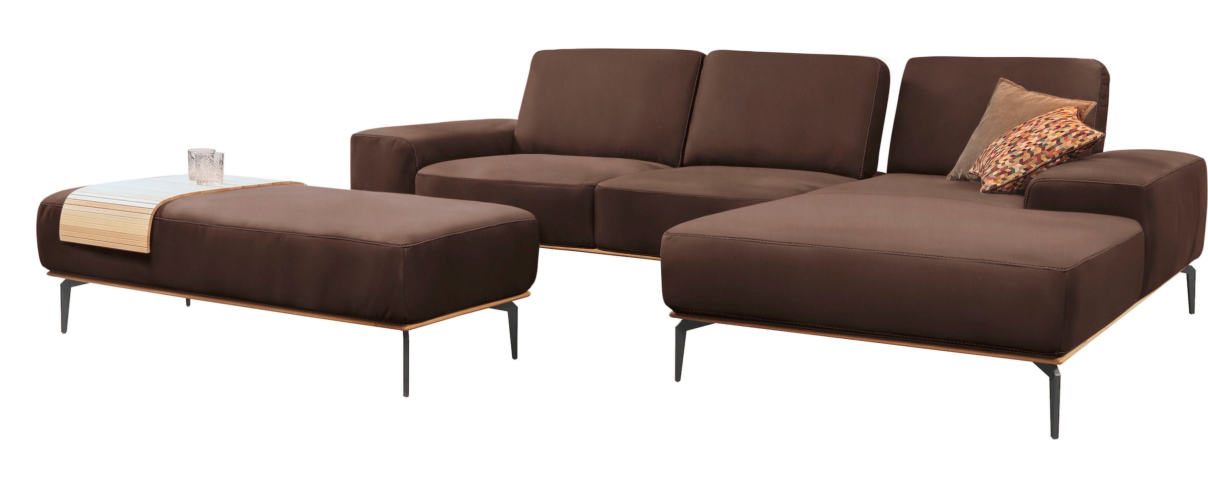 W.SCHILLIG Ecksofa »run, Designsofa mit tollem Sitzkomfort, bequem, L-Form«, mit Holzsockel, Füße in Schwarz pulverbeschichtet, Breite 319 cm