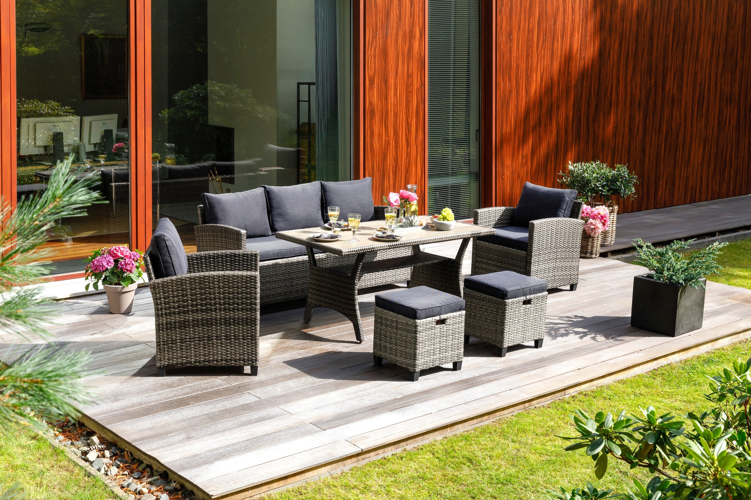 KONIFERA Gartenlounge-Set »Amsterdam«, (Set, 16 tlg., 1x 3er Sofa, 1x 2 Sessel, 2x Hocker, 1xTisch 144,5x74x67cm,Polyrattan), Stahl, Ablagefläche unter dem Tisch, Loungeset