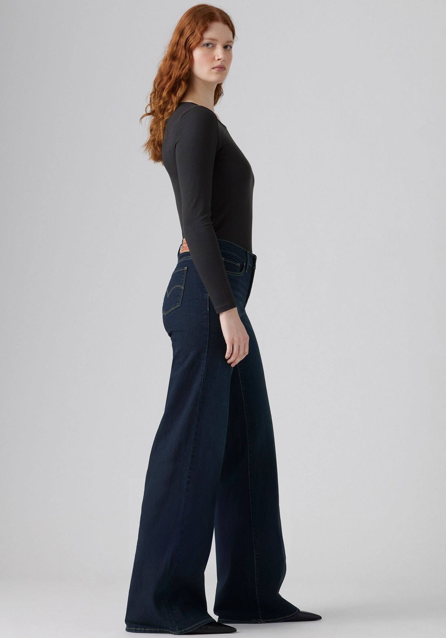 Levi's® Weite Jeans »Jeans 318 SHAPING« im Five-Pocket Style