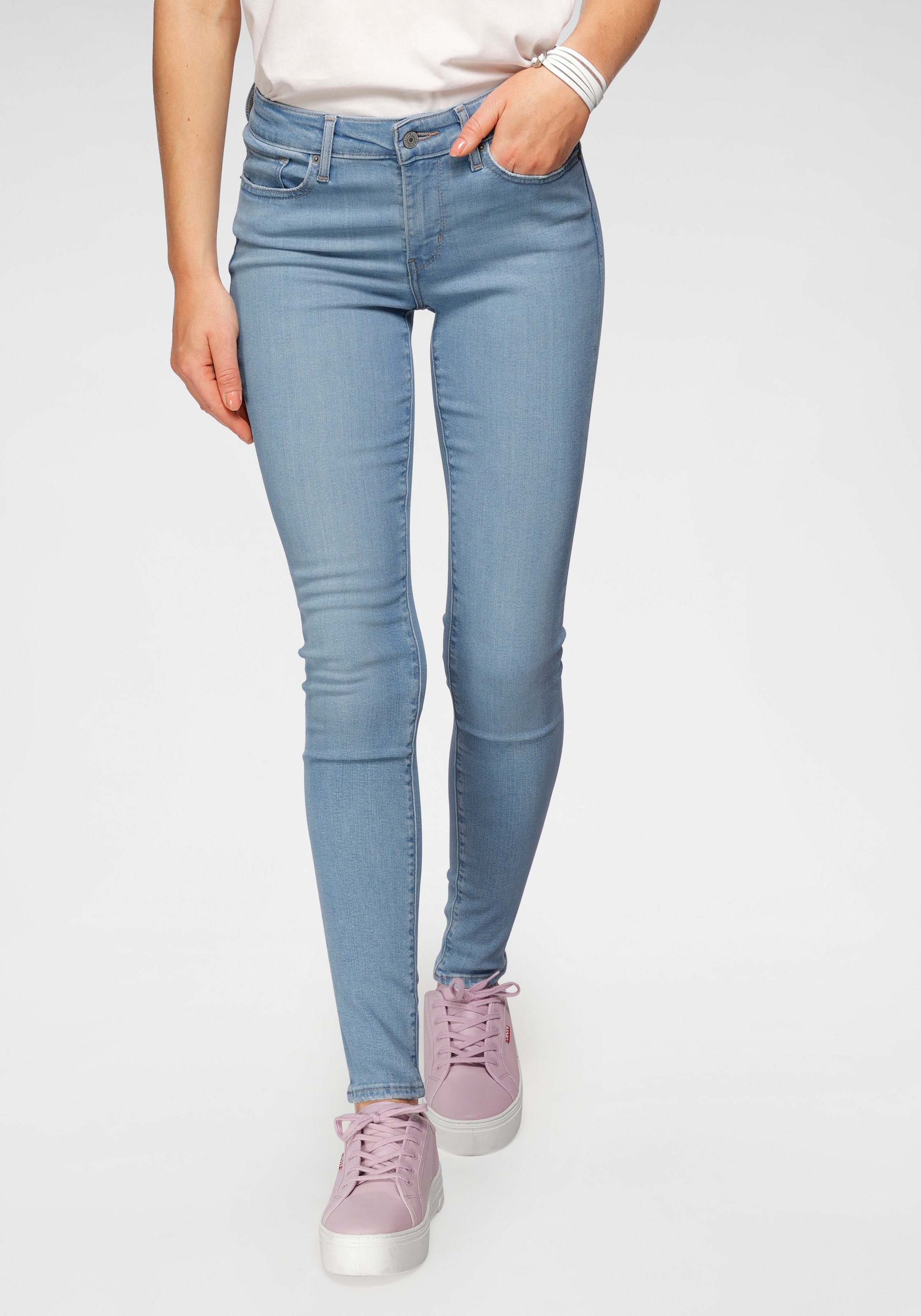 kaufen etwas Bund mit »711 Skinny«, Skinny-fit-Jeans Levi\'s® niedrigem günstig