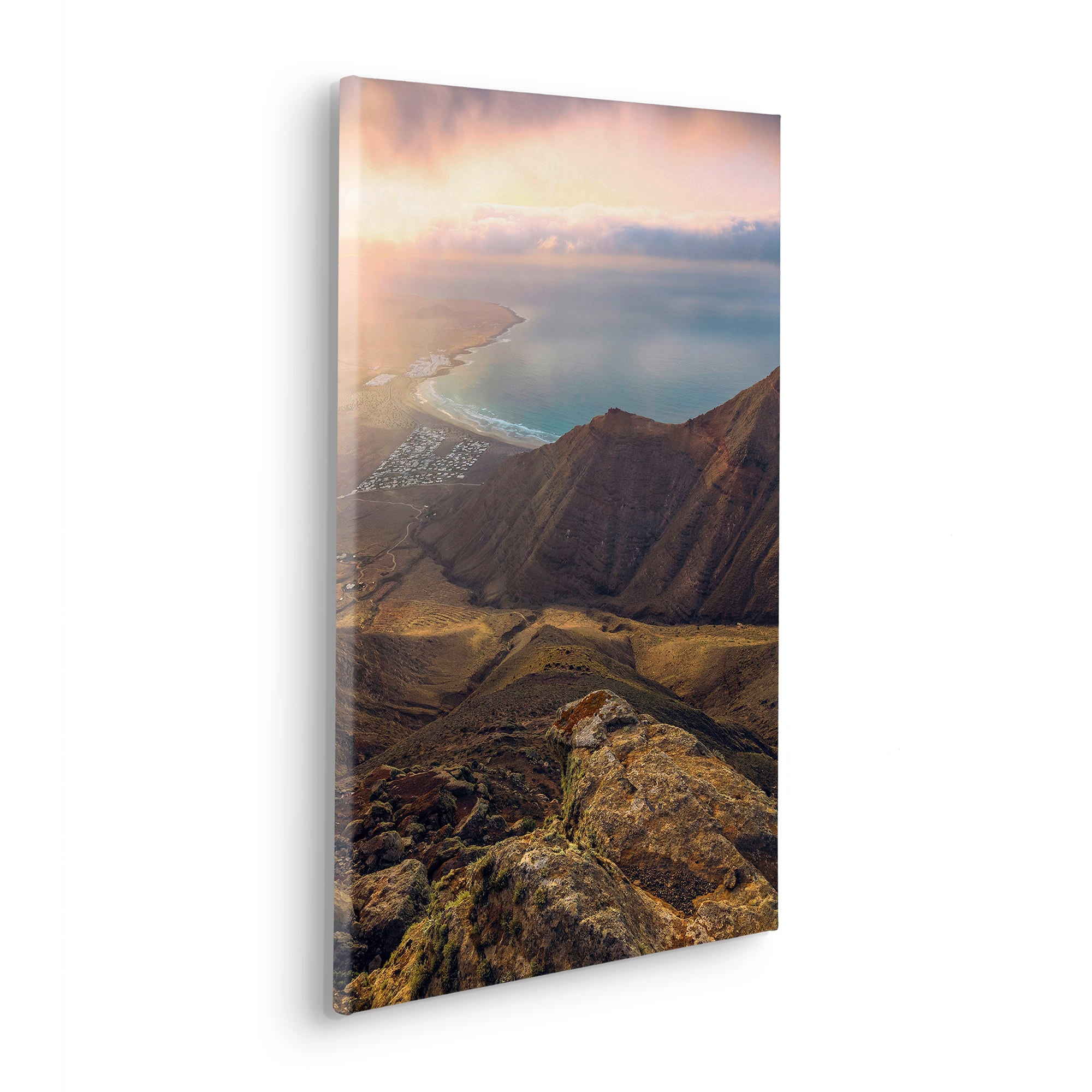 Komar Leinwandbild »Cliffs of Famara - Größe 40 x 60 cm«, Baum-Blätter-Natur-Berge-Blumen-Foto-Jahreszeiten-Landschaft-Meer-Strand-Palmen, (Packung, 1 St.), Keilrahmenbild mi Echtholzrahmen