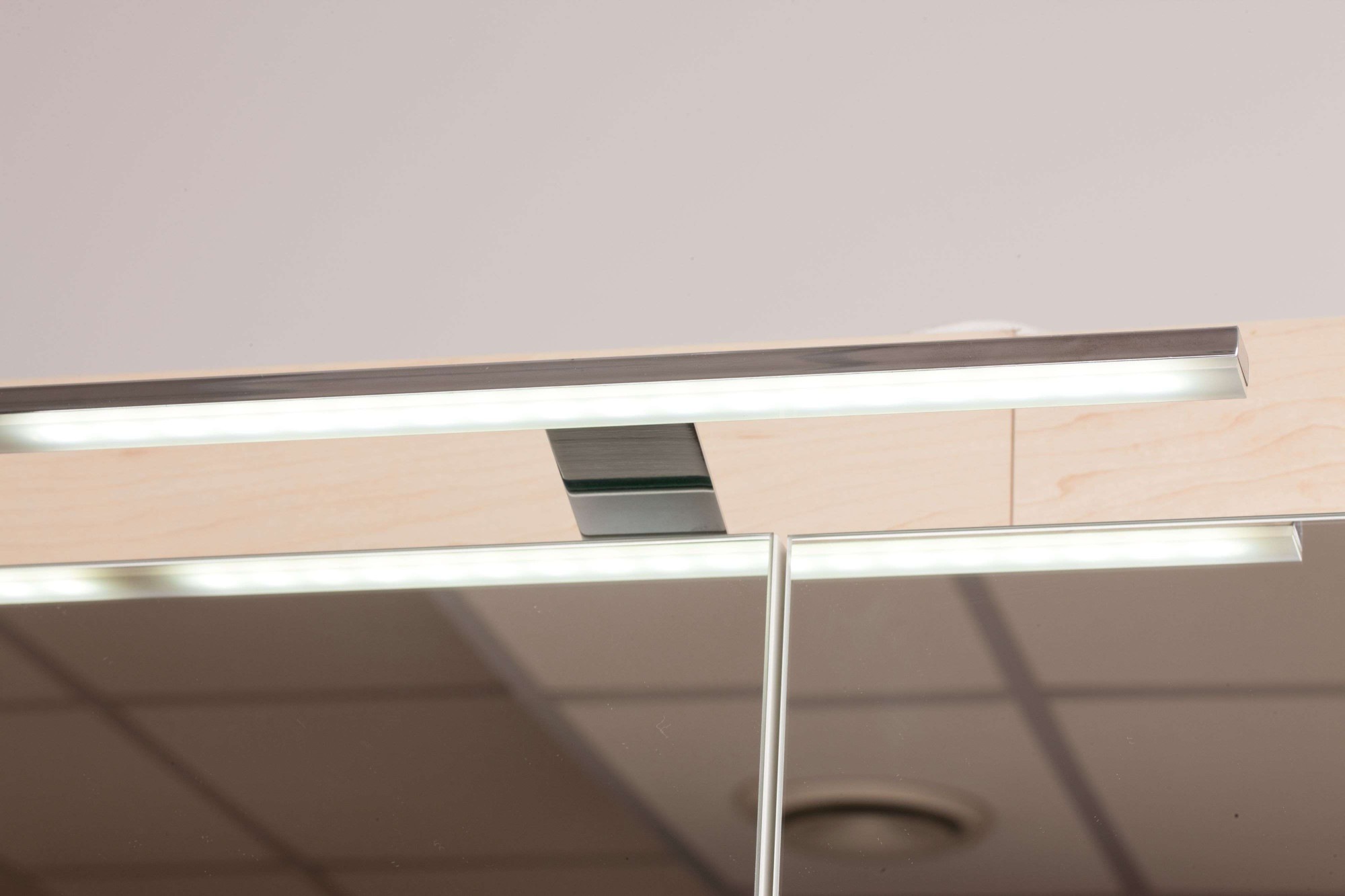 welltime Spiegelschrank »Scandic«, verspiegelt, mit Soft-Close-Funktion, ve günstig online kaufen