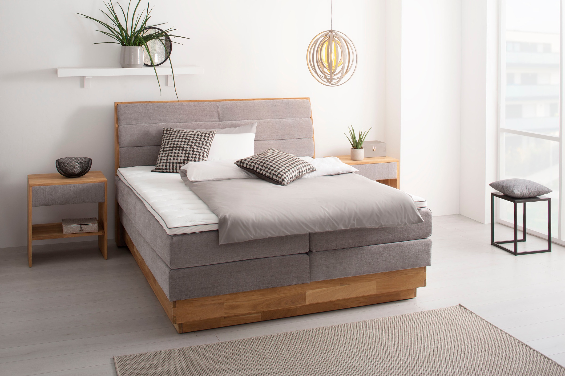 OTTO products Boxspringbett »Jenna«, ohne LED-Beleuchtung, mit zertifizierten, recycelten Bezugsstoffen