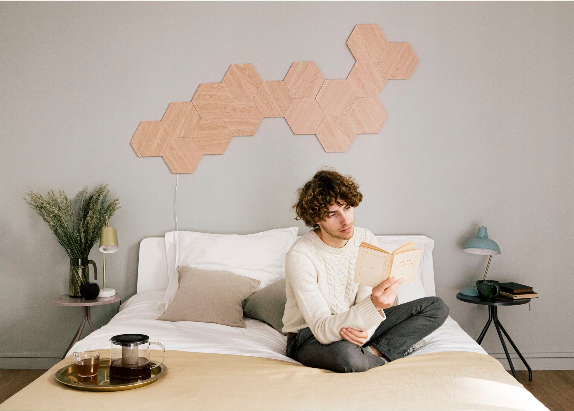 nanoleaf Dekolicht »Elements Wood Look«, Smarte Technologie und elegante Beleuchtung