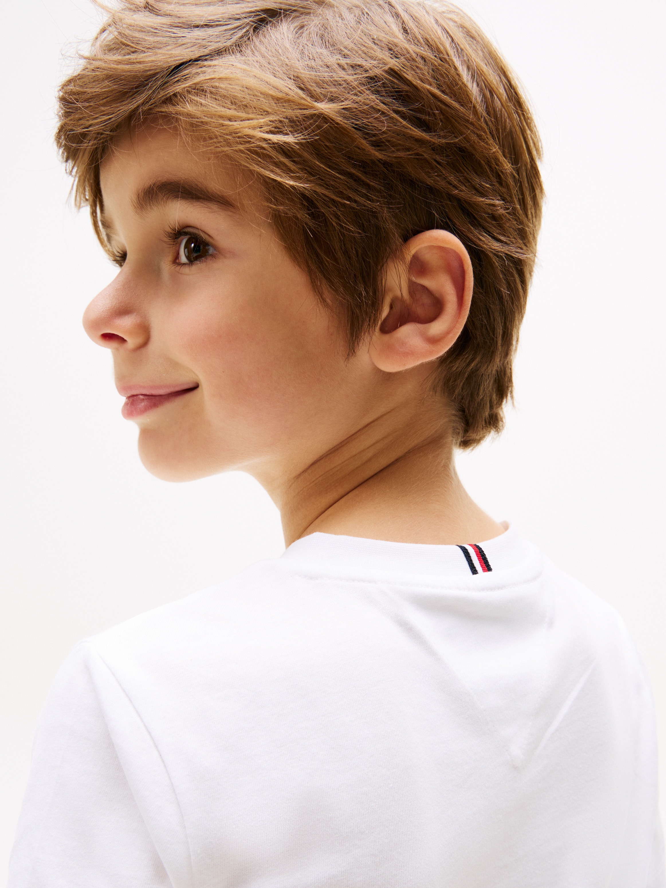 Tommy Hilfiger T-Shirt & Shorts »ESSENTIAL SET« Set, 2er, 2 Stk. mit Logoschriftzug