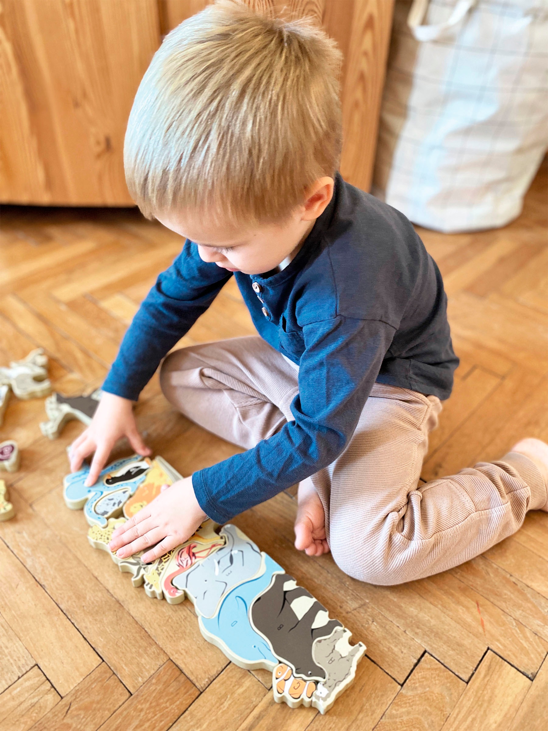 Small Foot Konturenpuzzle »Buchstabenpuzzle Tiere«