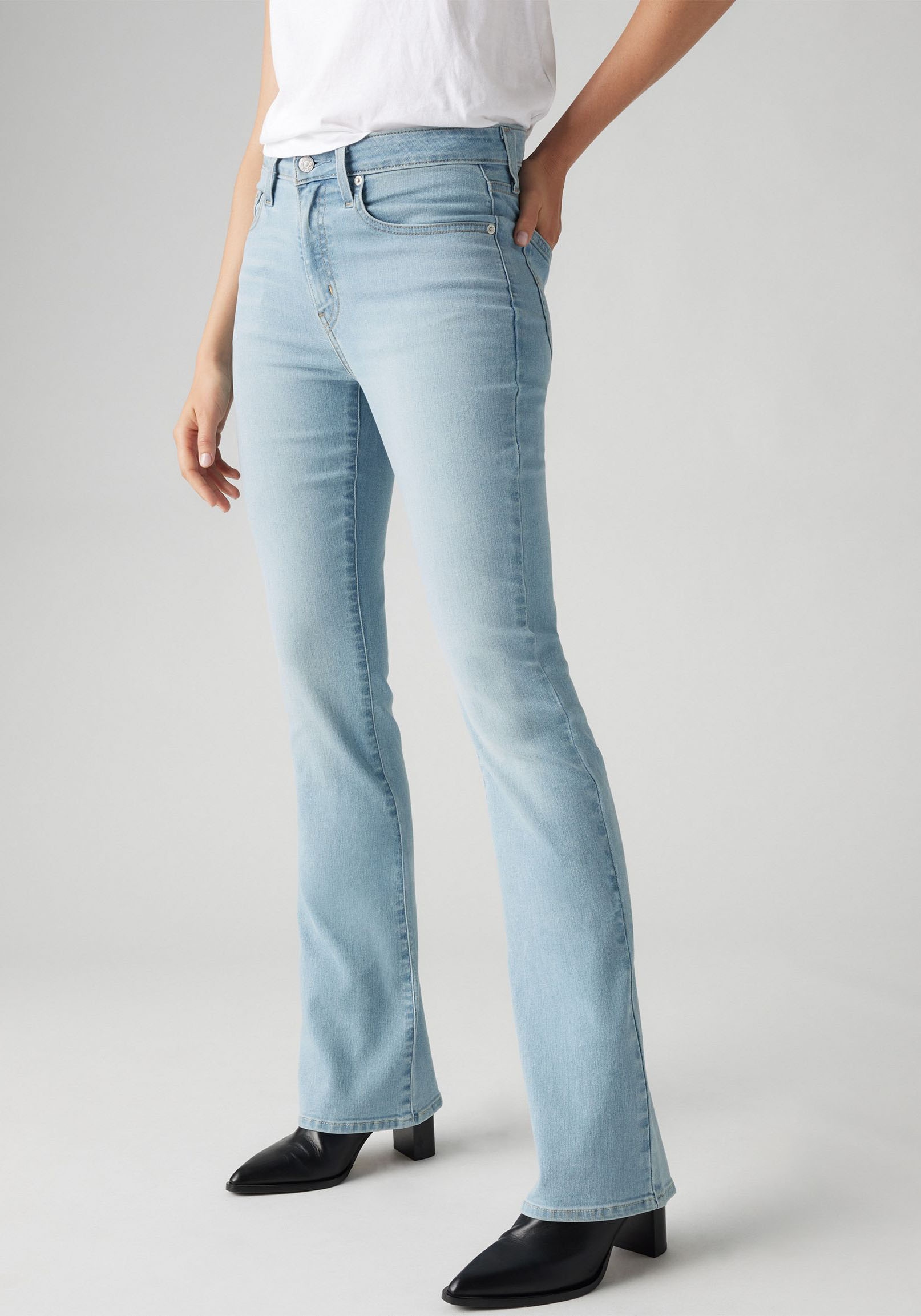 Levi's® Bootcut-Jeans »725 HIGH RISE BOOTCUT«