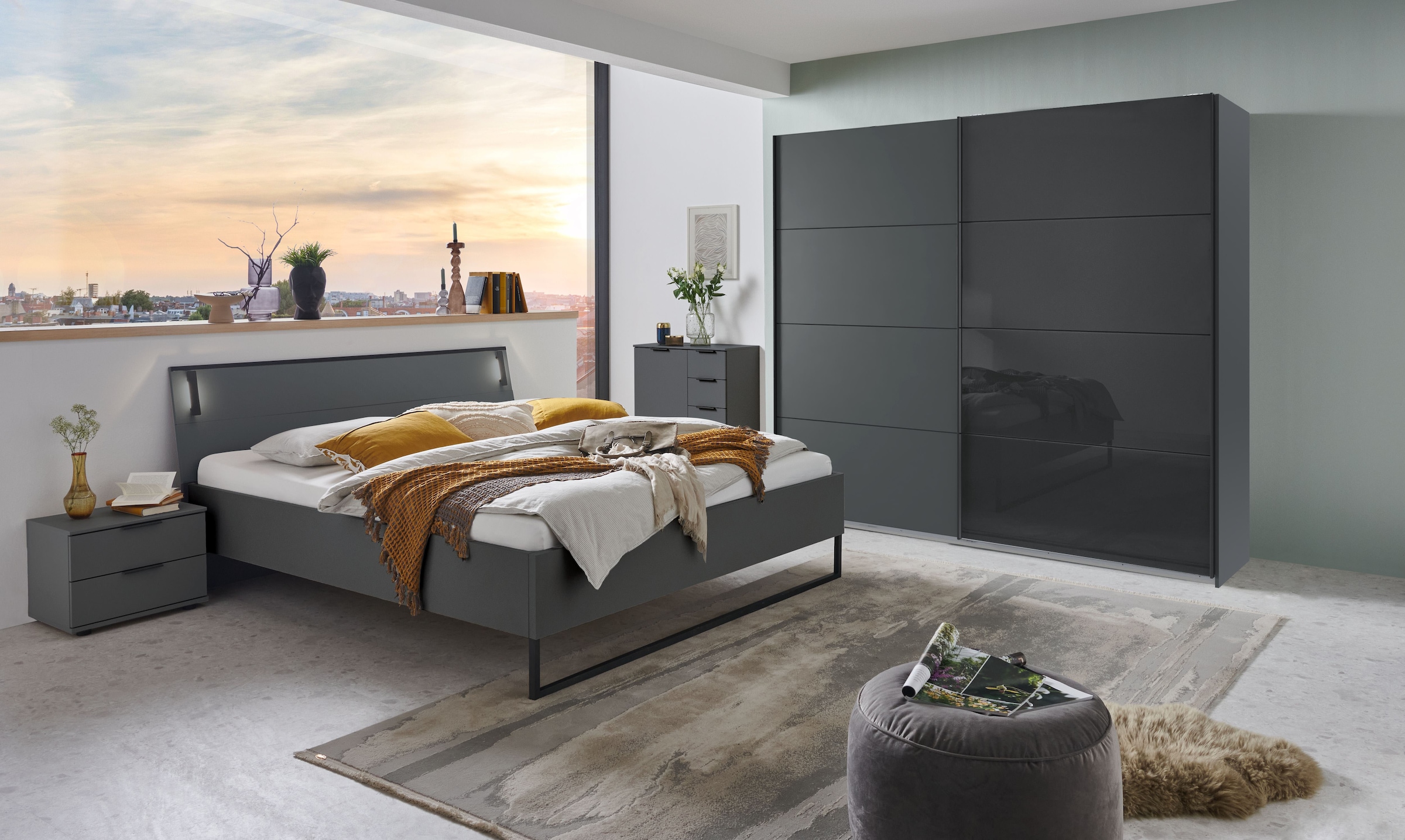 Wimex Kleiderschrank »Tilburg, Metallgriffe, Made in Germany«, (Breite 270cm wahlweise mit 2 oder 3 Türen), mit Schwebetüren, jeweils 1 Glaselement, 180, 225 oder 270cm breit
