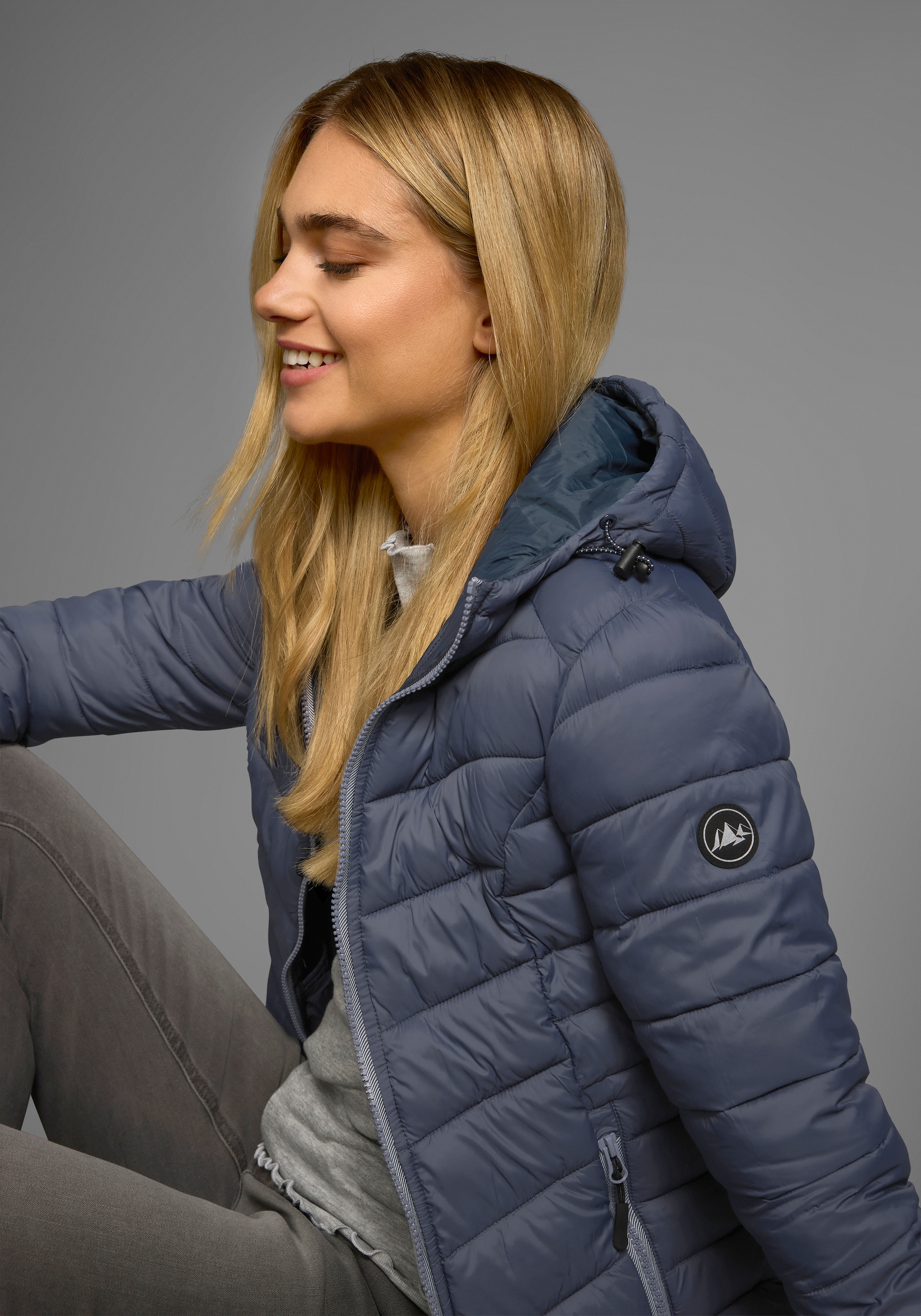 Polarino Steppjacke mit Kapuze Übergangsjacke für kühle Tage,  aus leichtem Webmaterial