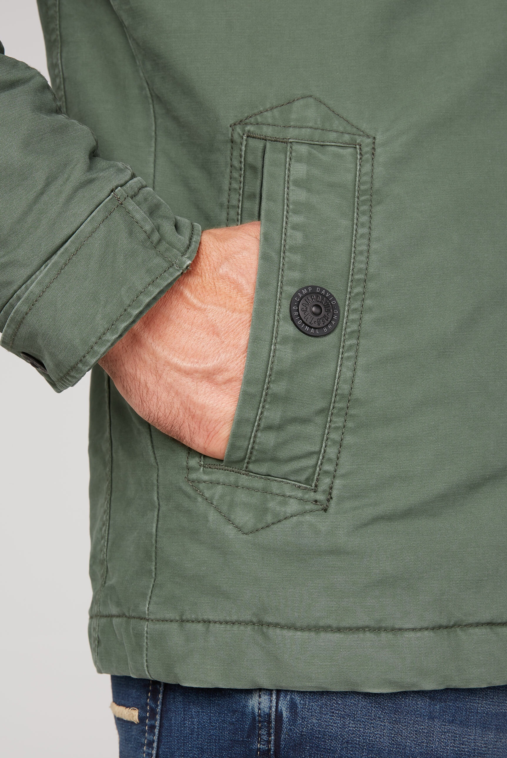 CAMP DAVID Winterjacke, ohne Kapuze, mit verstellbaren Druckknopfriegeln am Saum