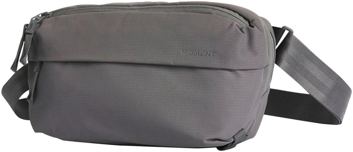MOMENT Schultertasche »Everything Sling 4L«
