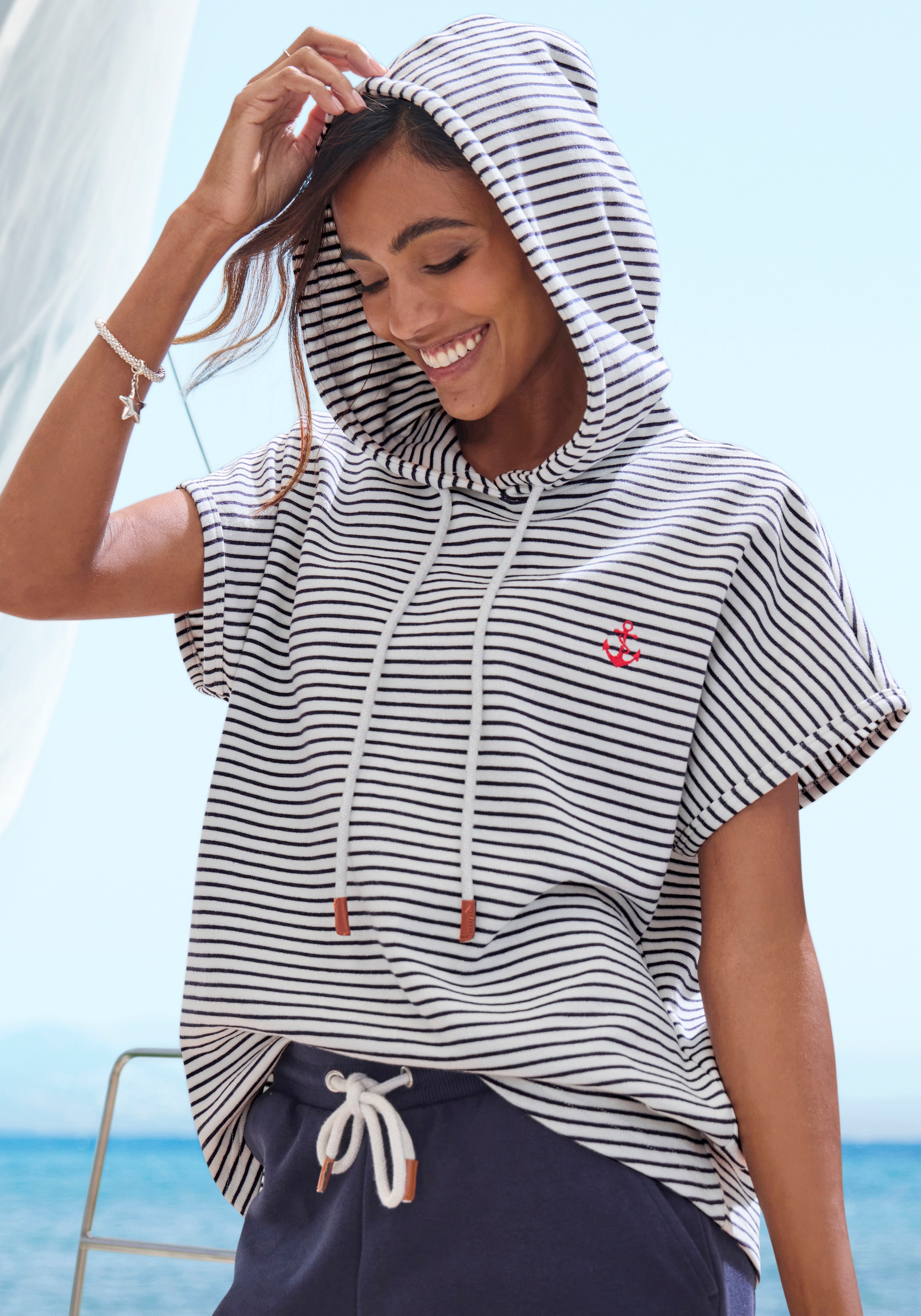 H.I.S Sweatshirt, gestreift und mit Kapuze, Loungewear