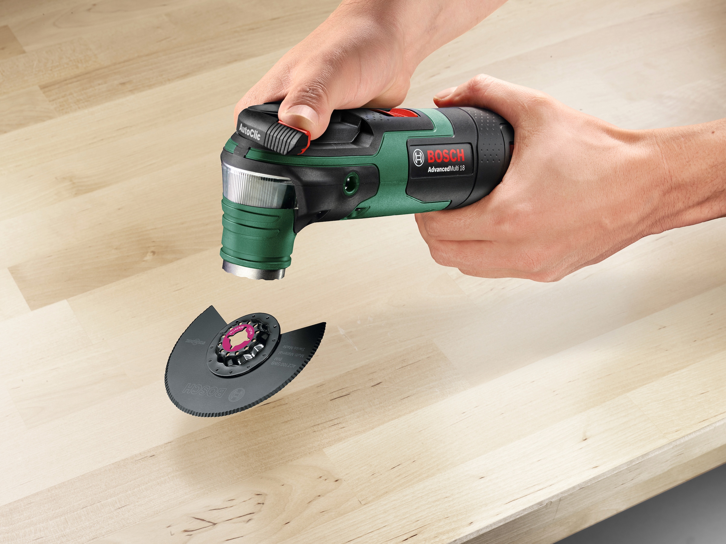 Bosch Home & Garden Akku-Multifunktionswerkzeug »AdvancedMulti 18«, (Set), mit Zubehörset, Akku 18V/2,5 Ah und Ladegerät