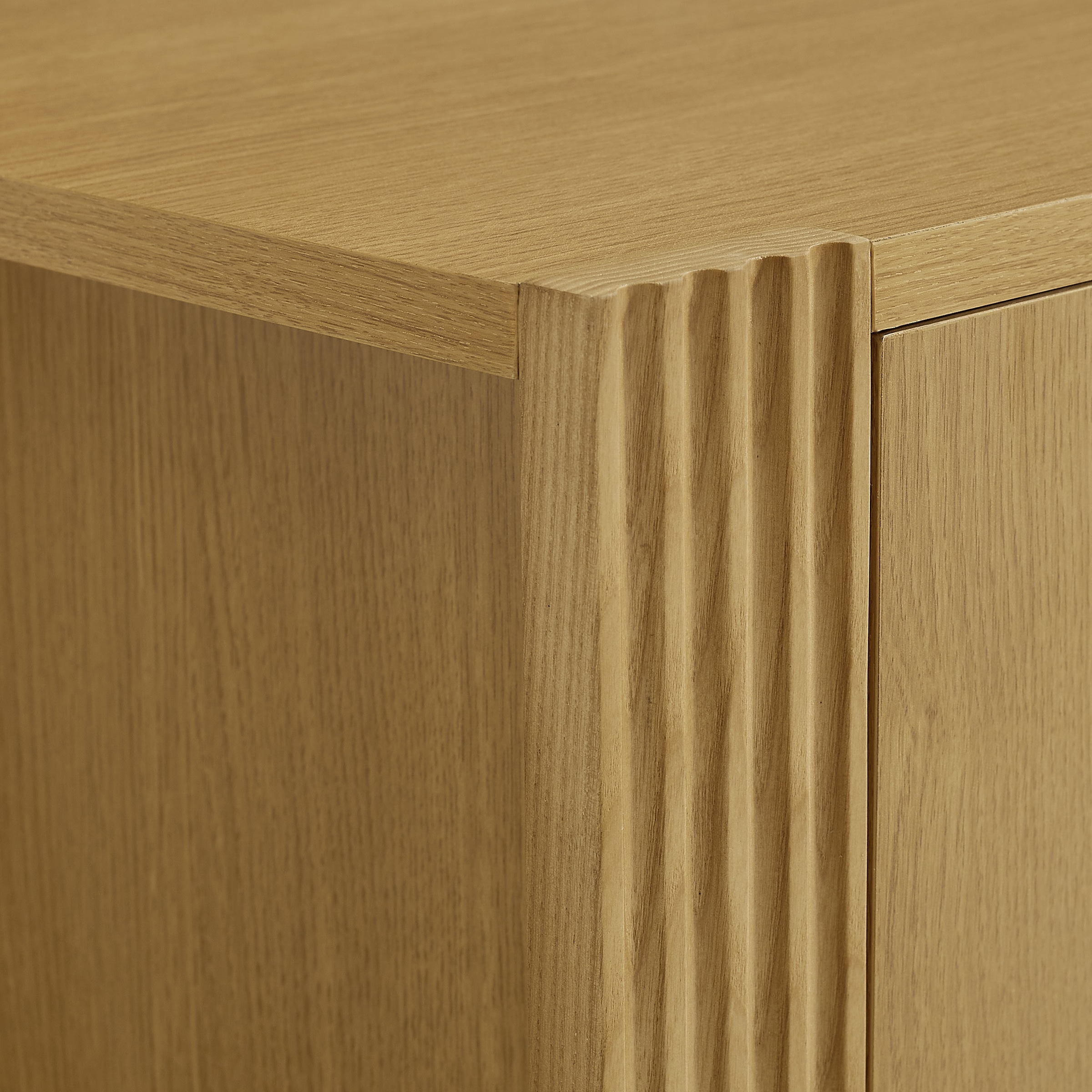 OTTO home Sideboard »Stiven« Eukalyptus und Esche, kombiniert mit Melamin, MDF und ABS-Kunststoff