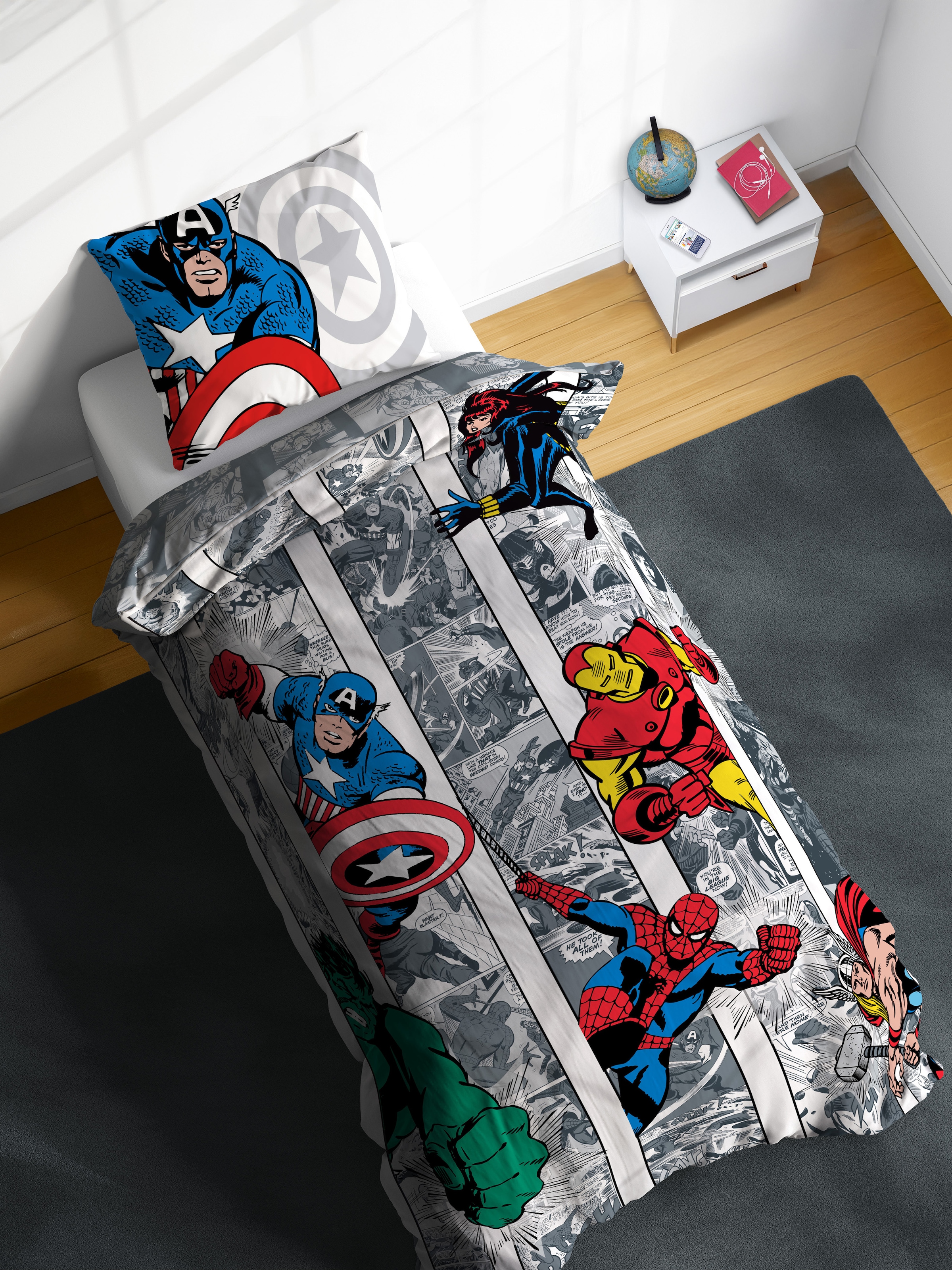 MARVEL Kinderbettwäsche »Marvel Comics Bettbezug-Set 135x200 cm + Kissenbezug 80x80 cm« 2 tlg. 100 % Baumwolle, maschinenwaschbar, wendbar