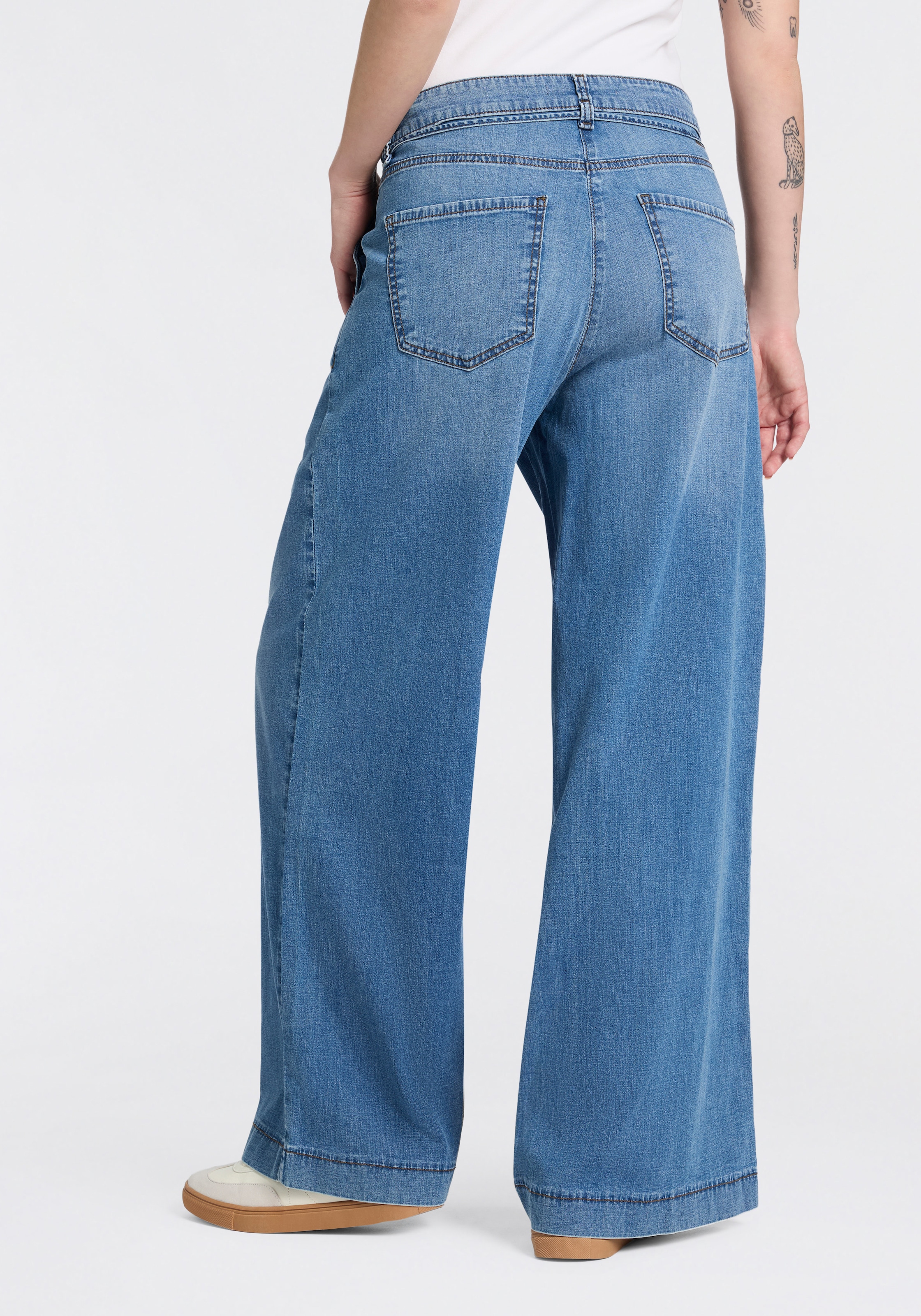 MAC Weite Jeans »WENDY« mit Denim-Binde-Gürtel