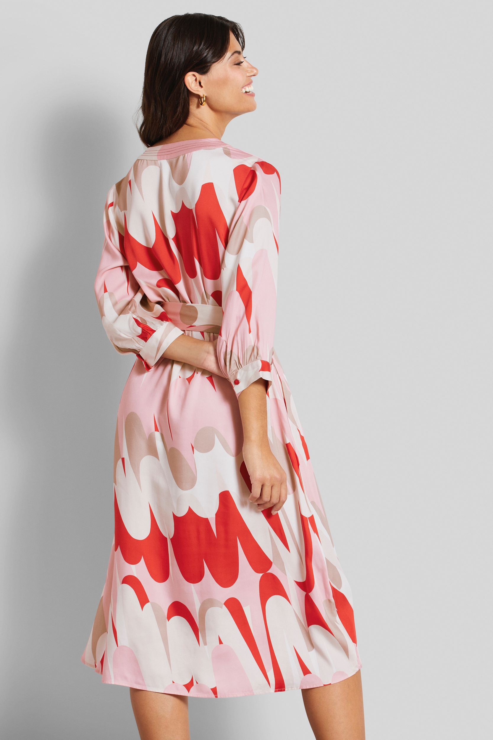 bugatti Sommerkleid, mit Bindegürtel