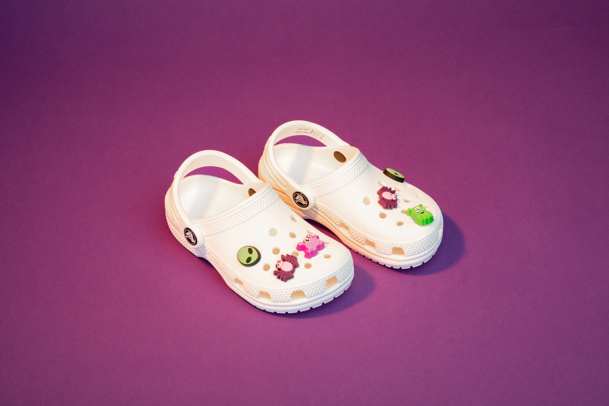 Crocs Clog »Classic Clog K«  Hausschuh, Schlappen, Strandschuh, Sandale mit Fersenriemen