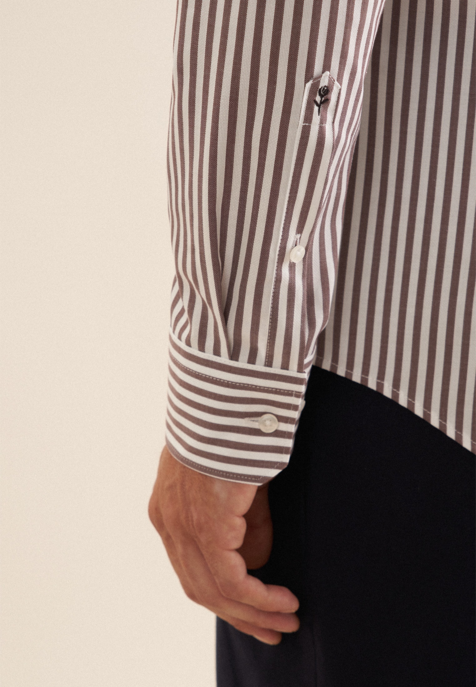 seidensticker Businesshemd »Schwarze Rose« Shaped 1/1 Kentkragen Gestreift