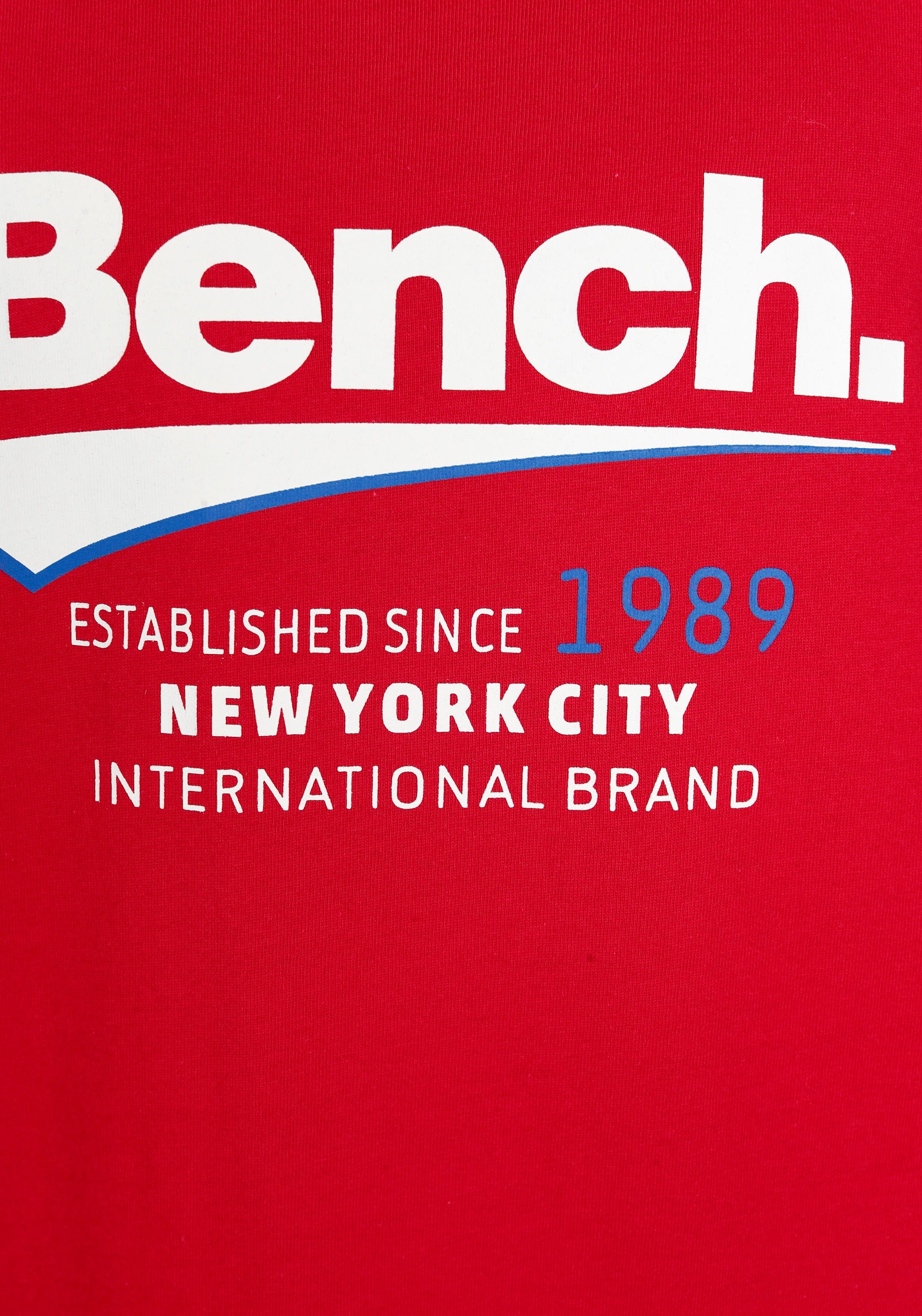 Ärmeleinsatz« Bench. farbigem Online-Shop im »mit bestellen T-Shirt