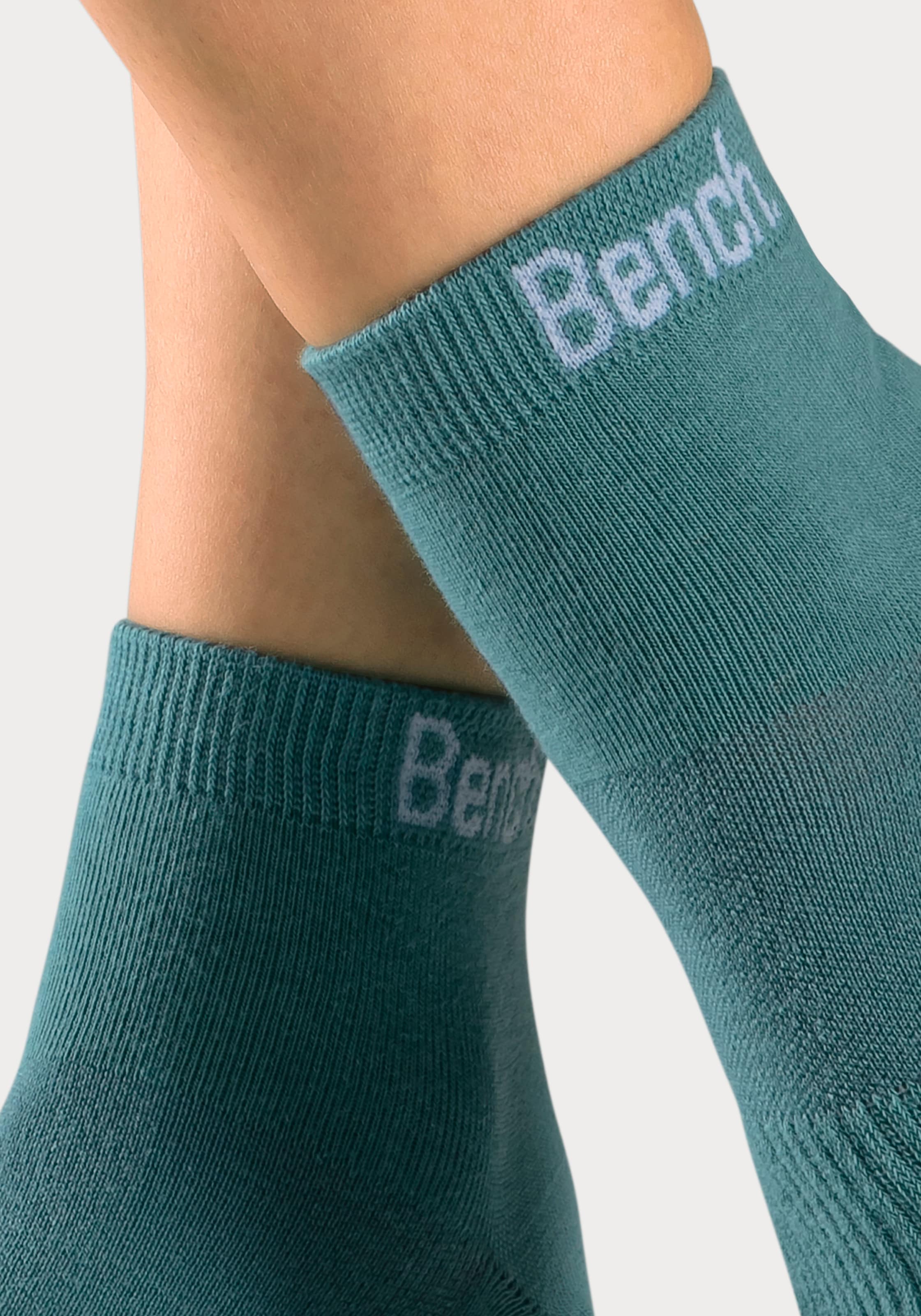 Bench. Sportsocken, (Packung, 6 Paar), mit antibakterieller Feuchtigkeitsregulierung