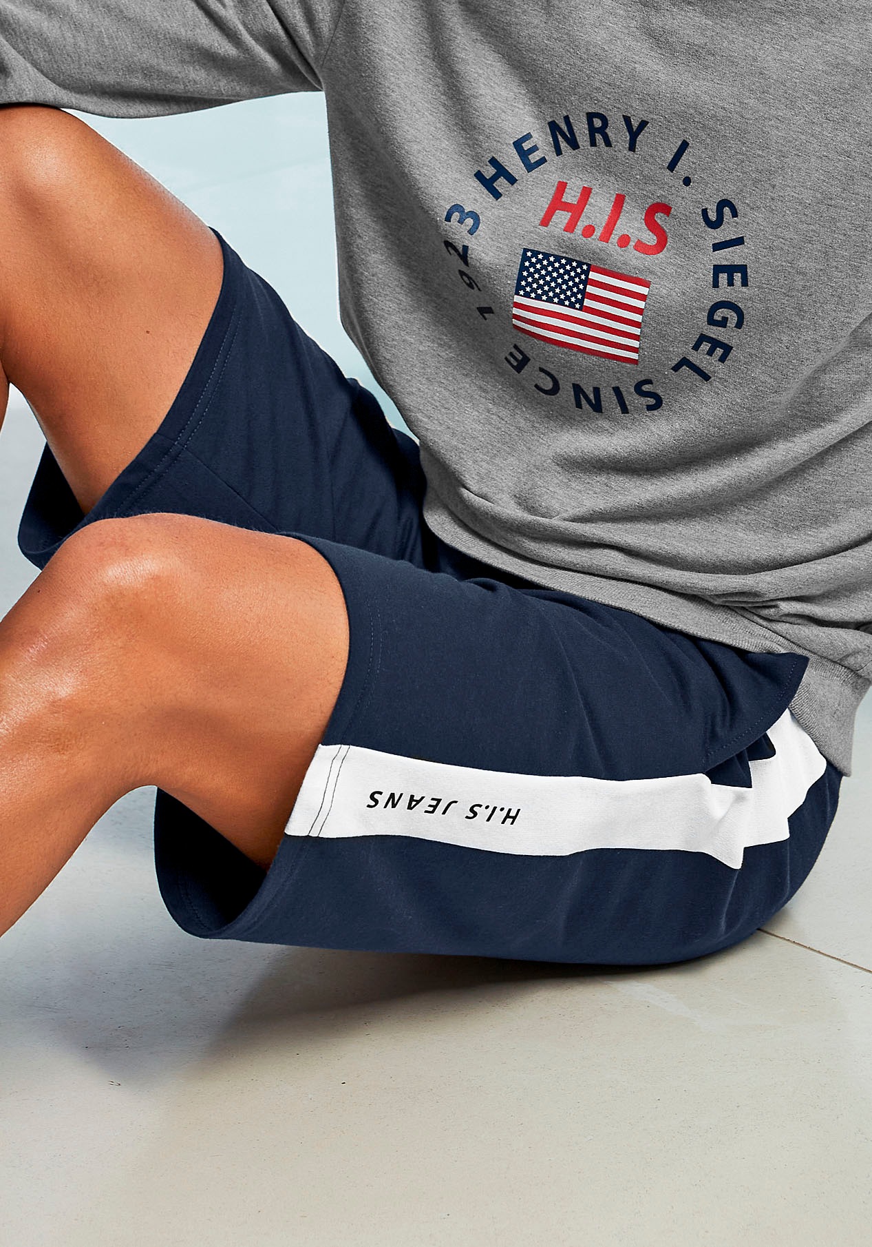 3. Bild von H.I.S Sweatshorts, seitlicher Streifen mit Logodruck