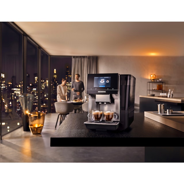 SIEMENS Kaffeevollautomat »EQ.700 Inox silber metallic TP705D47«, Full-Touch -Display, bis 10 Profile speicherbar, Milchsystem-Reinigung online  bestellen