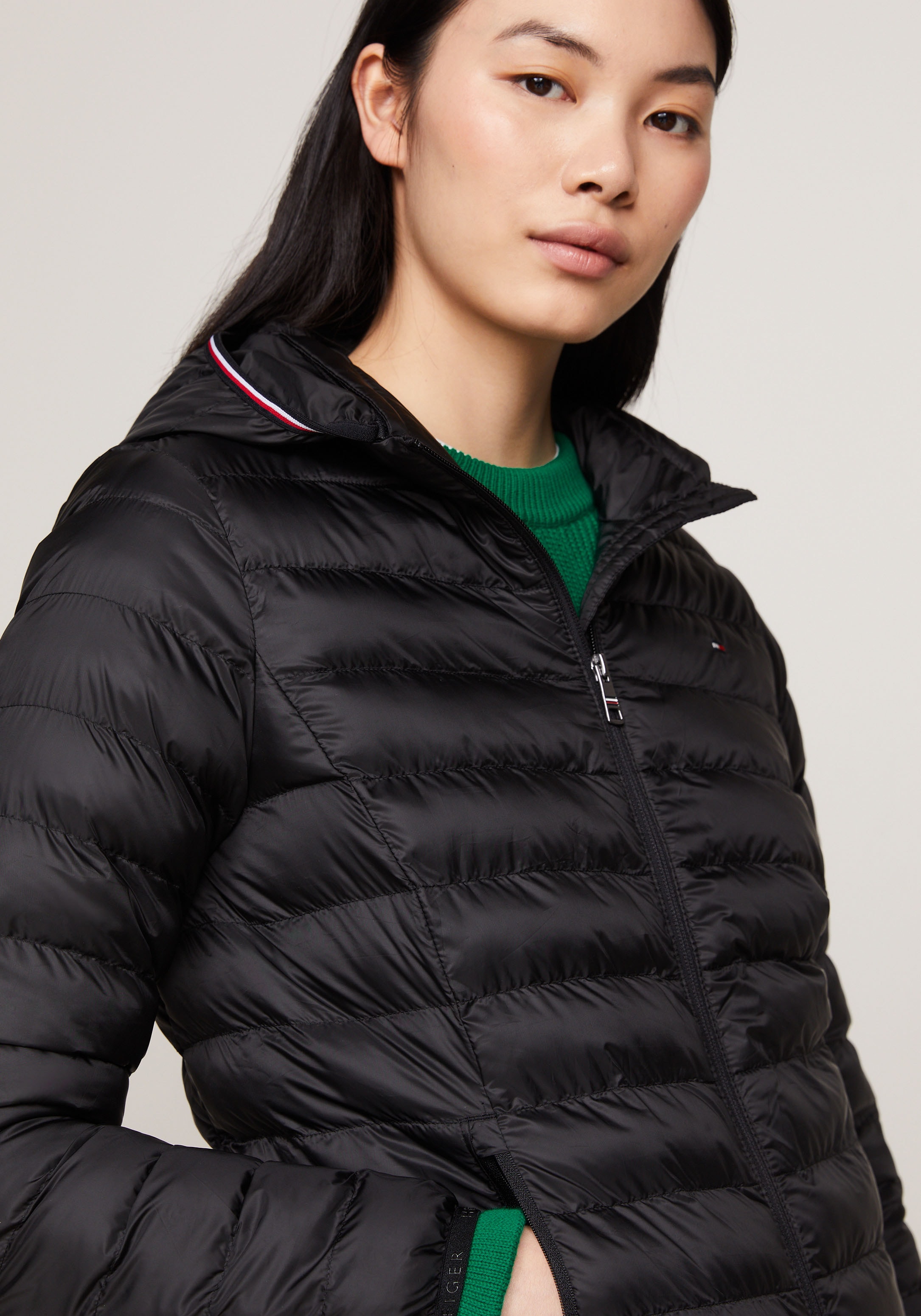 Tommy Hilfiger Steppjacke »LW PADDED GLOBAL STRIPE JACKET«, (Global Serie TH WOMEN), mti Global Stripe an der Kapuze