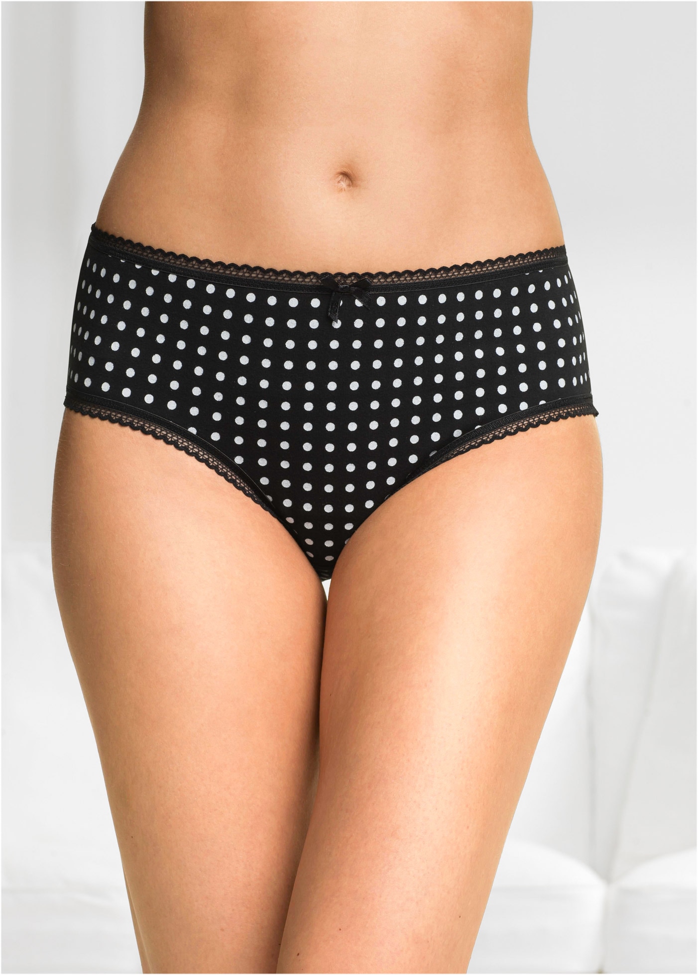 bonprix Maxislip Packung, 4 Stk. klassischer Stil, figurnaher Schnitt, mit dekorativer Schleife