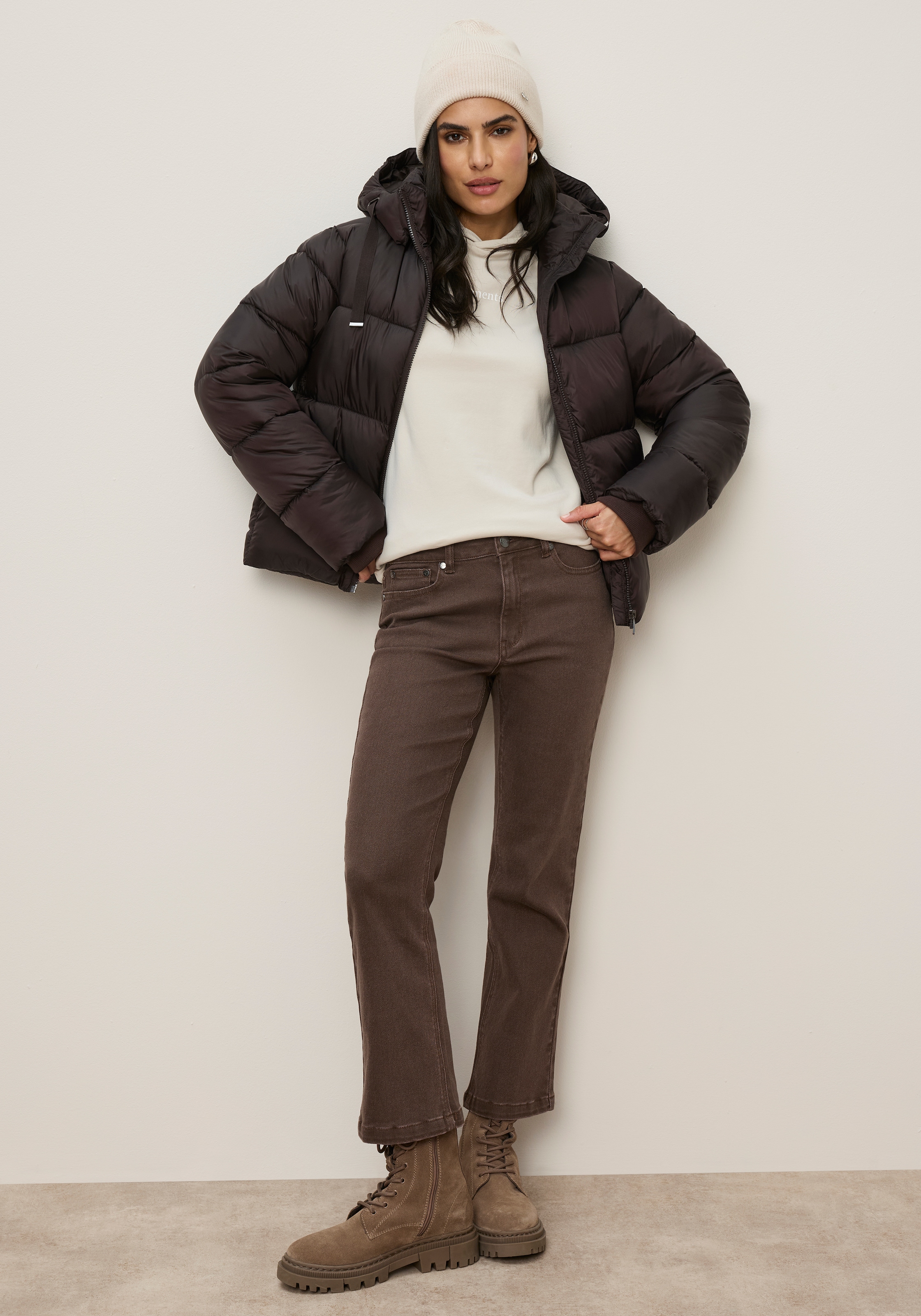 Tamaris Steppjacke mit Kapuze kurze Puffer Jacke mit abnehmbarer Kapuze