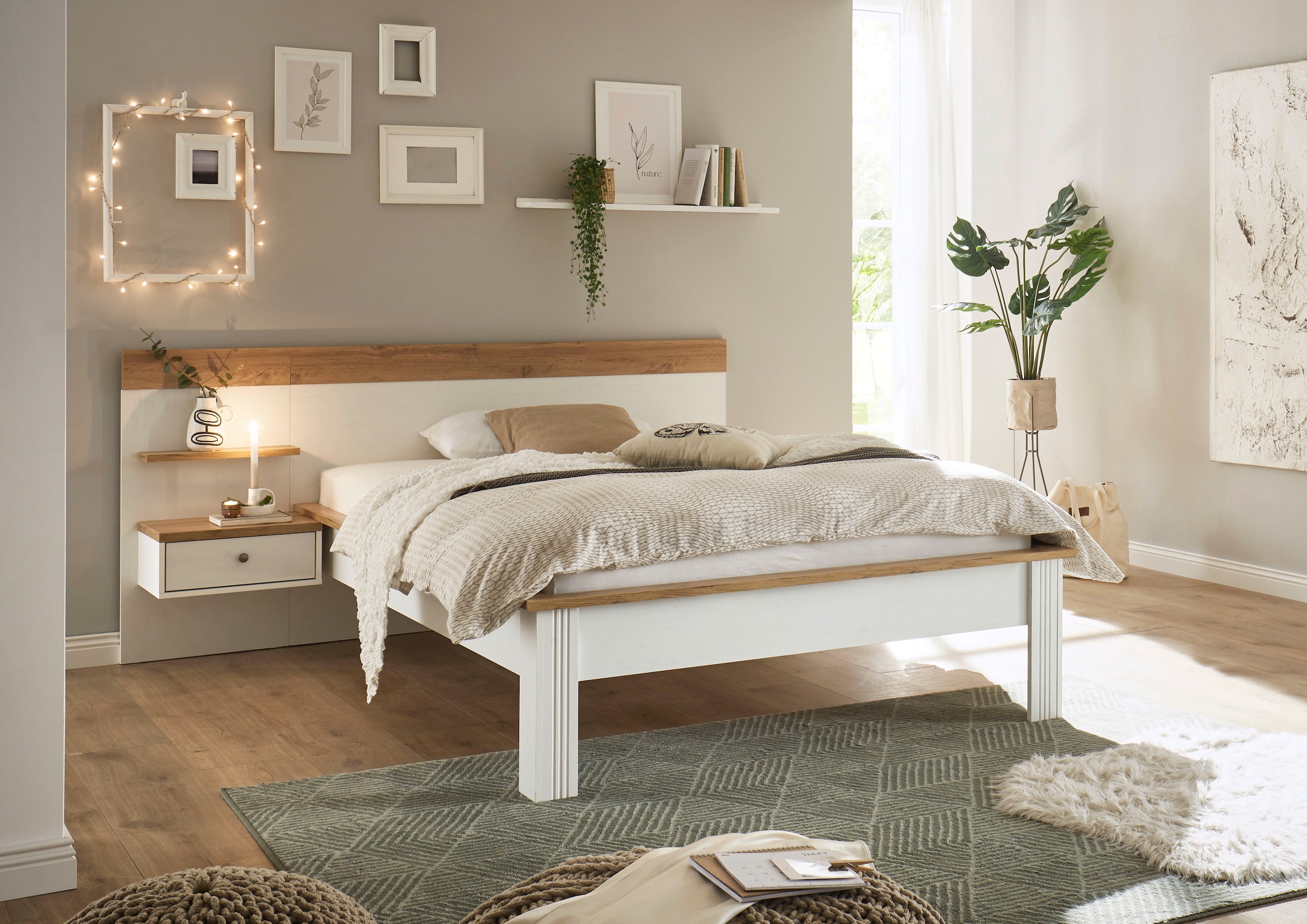 Home affaire Schlafzimmer-Set »Westminster«, Bett Breite Liegefläche 90 oder 140cm und 1 Wandpaneel