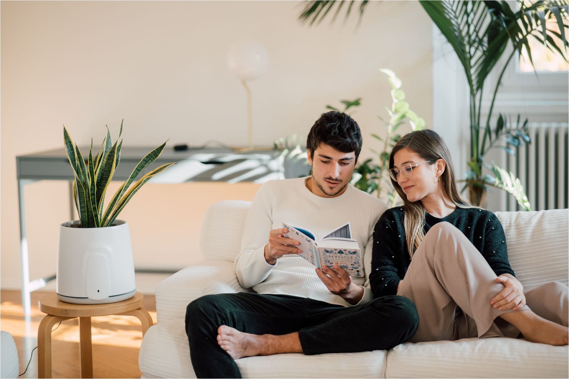 Vitesy Luftreiniger »Natede Smart – Smarte Luftreinigung und stilvoller Blumentopf«, für 20 m² Räume, Waschbarer Filter, App-Steuerung, Selbstbewässerung Blumentopf