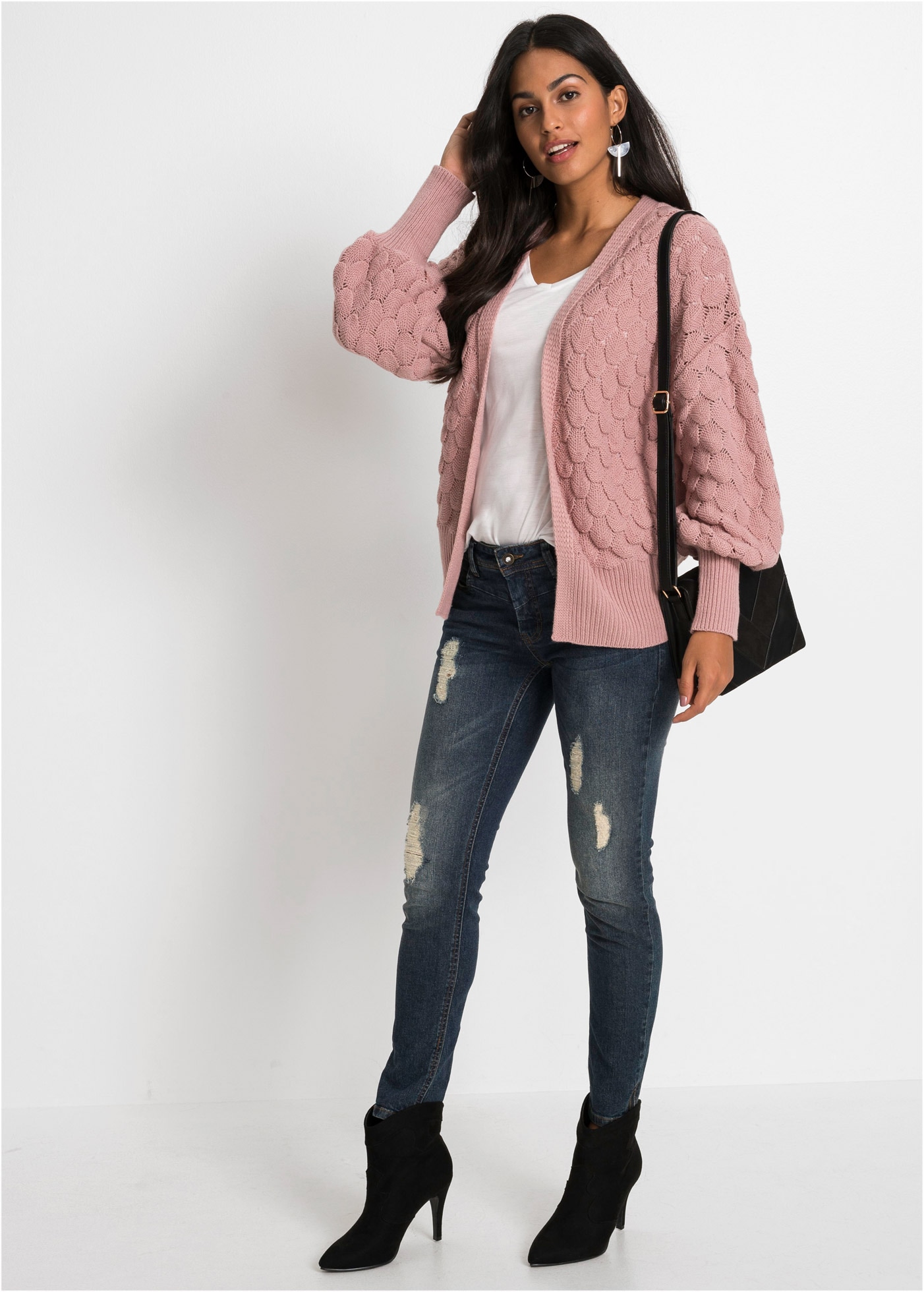 bonprix Ajourstrickjacke »Ajour-Strickjacke« Oversize-Passform, Ajour-Muster, femininer Stil, aus Polyacryl