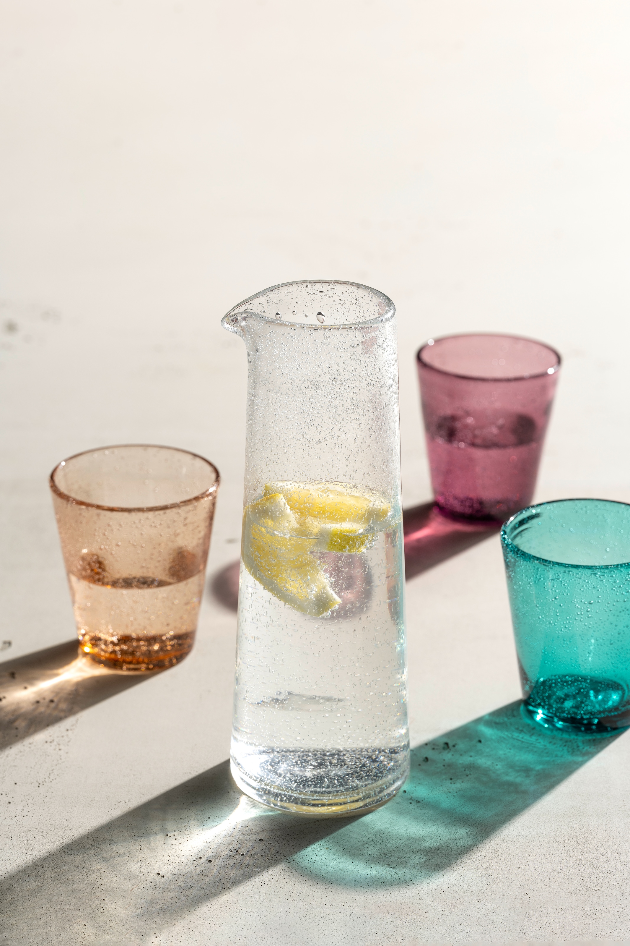 LEONARDO Wasserkrug »BURANO, Krug, 900 ml«, (1 tlg.), aus Schaumglas, in konischer Form, spülmaschinengeeignet