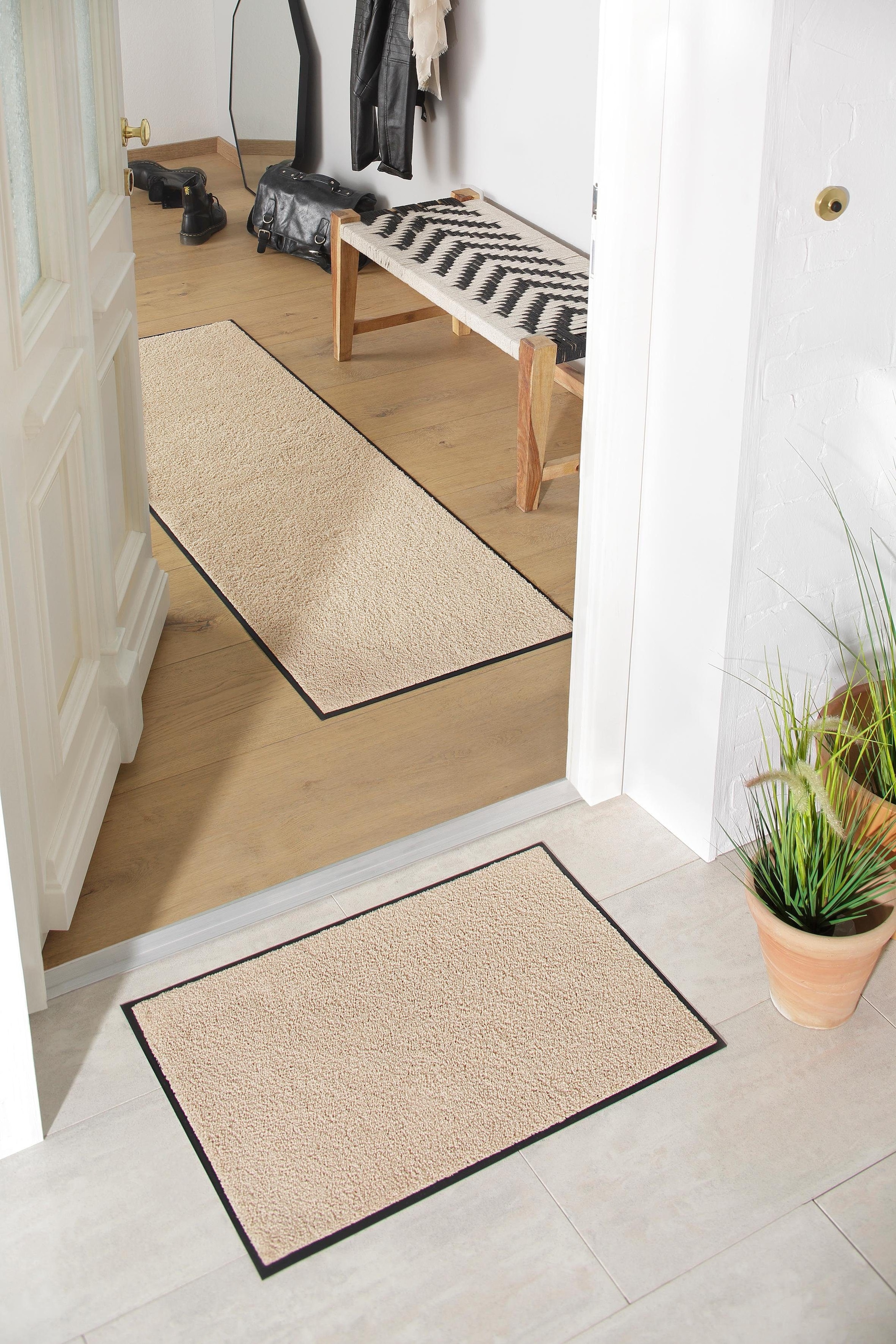 my home Fußmatte »Lavea«, rechteckig, 9 mm Höhe, Schmutzfangmatte, Uni-Farben, In- und Outdoor-Teppich, waschbar